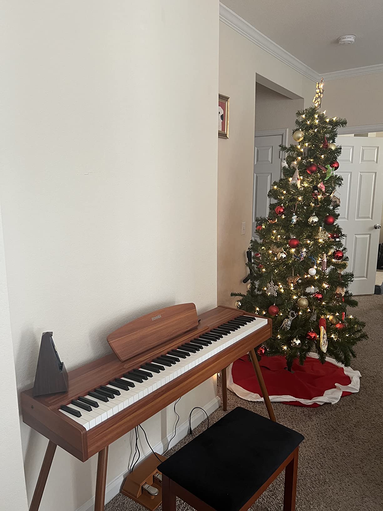 Donner DDP-80 PLUS Digital Piano 88 Key Weighted Keyboard, Home Electric Piano, Supports USB-MIDI & Headphones Connection, Semi-open Cover Designed, with Metal Three Pedal, Power Adapter customer photo 1