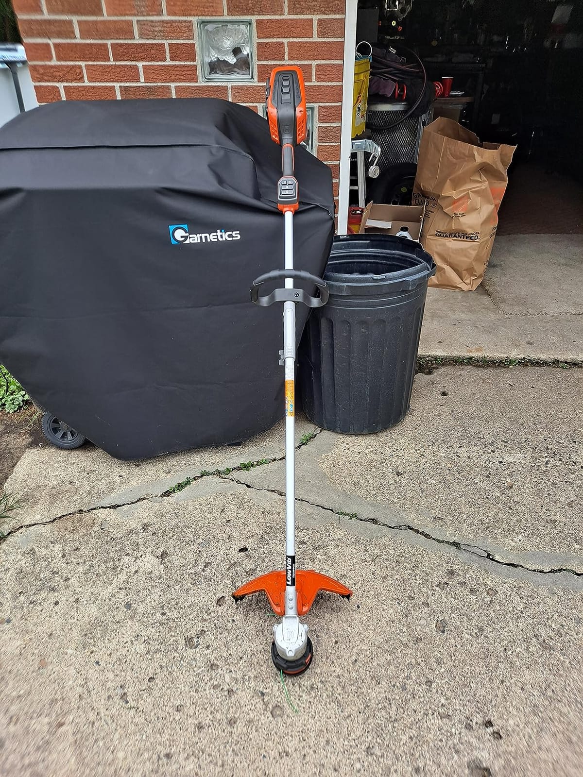 Husqvarna WeedEater 320iL Weed Eater, 16-Inch, with 4 Ah Battery & Charger customer photo 2
