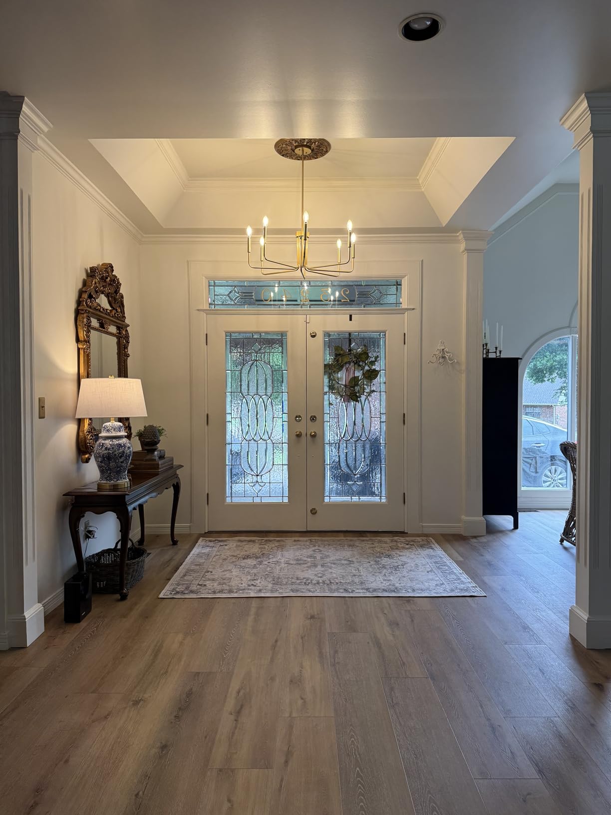 Black and Gold Chandelier, 6-Light Farmhouse Chandelier for Dining Room Lighting Fixtures Hanging, Dining Light Fixtures Industrial Modern Light Fixture for Bedroom, Foyer, Living Room and Entryway customer photo 2