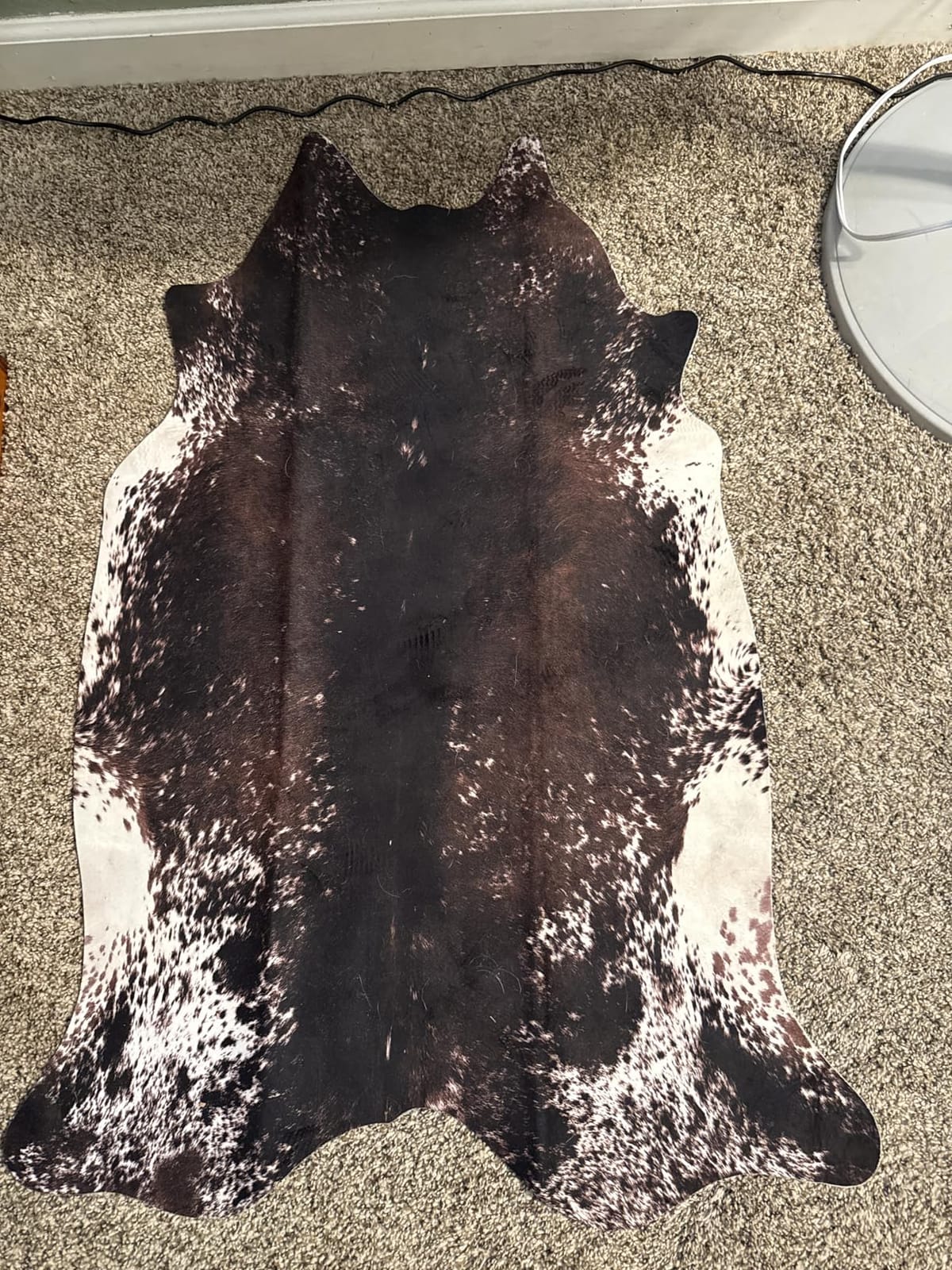 MACEVIA Faux Cowhide Rug Cute Cow Print Rugs Animal Area Carpet Western Decor for Bedroom Non-Slip 43.3