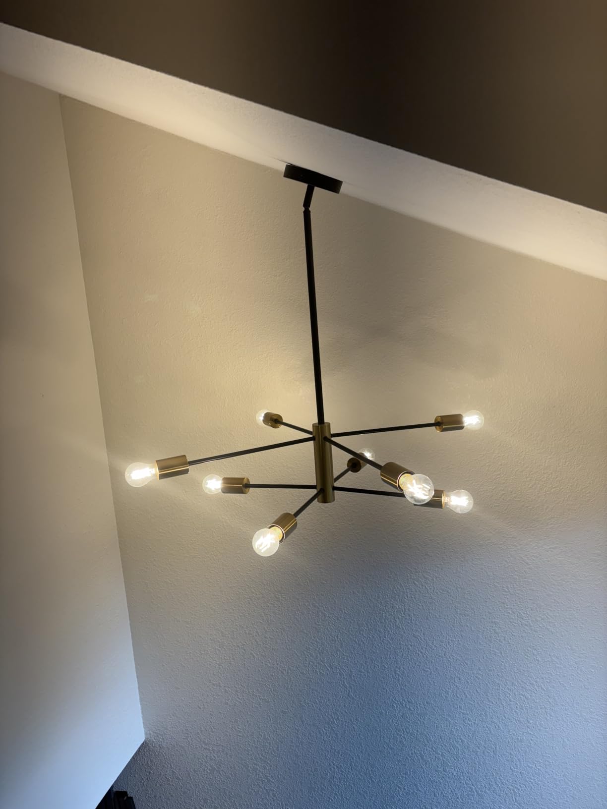 RUIYEY Modern Sputnik Chandeliers Light, 8-Light Gold Dining Room Chandelier Over Table, E26 Mid Century Ceiling Light Fixtures Height Adjustable Hanging Pendant Lighting for Entryway Foyer customer photo 1
