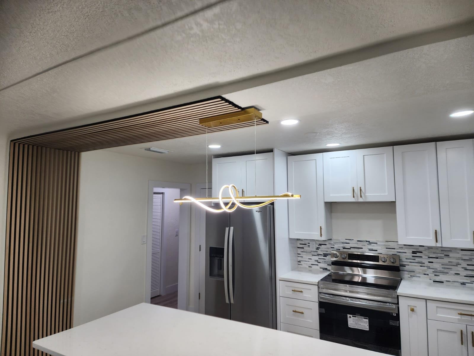 Modern Chandelier, Linear Pendant Light LED Dimmable Hanging Light Fixture, 3000K-6500K with Remote Control (Black, 47IN) customer photo 2