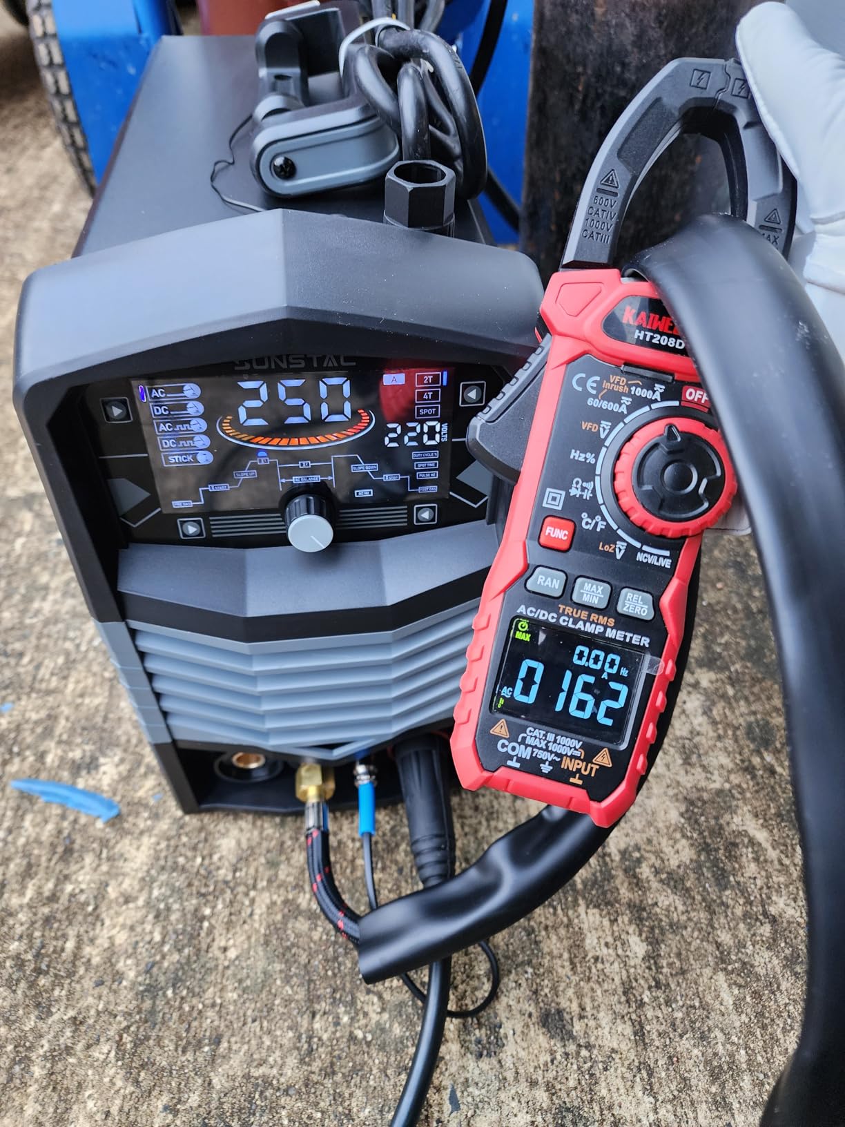 Sunstac 250A Aluminum TIG Welder with Pulse ACDC Foot Pedal Control, DC TIG/AC TIG/Pulse TIG/SPOT TIG/Stick 5 in 1 welder, 110V/220V Dual Voltage, LCD parameter display customer photo 2