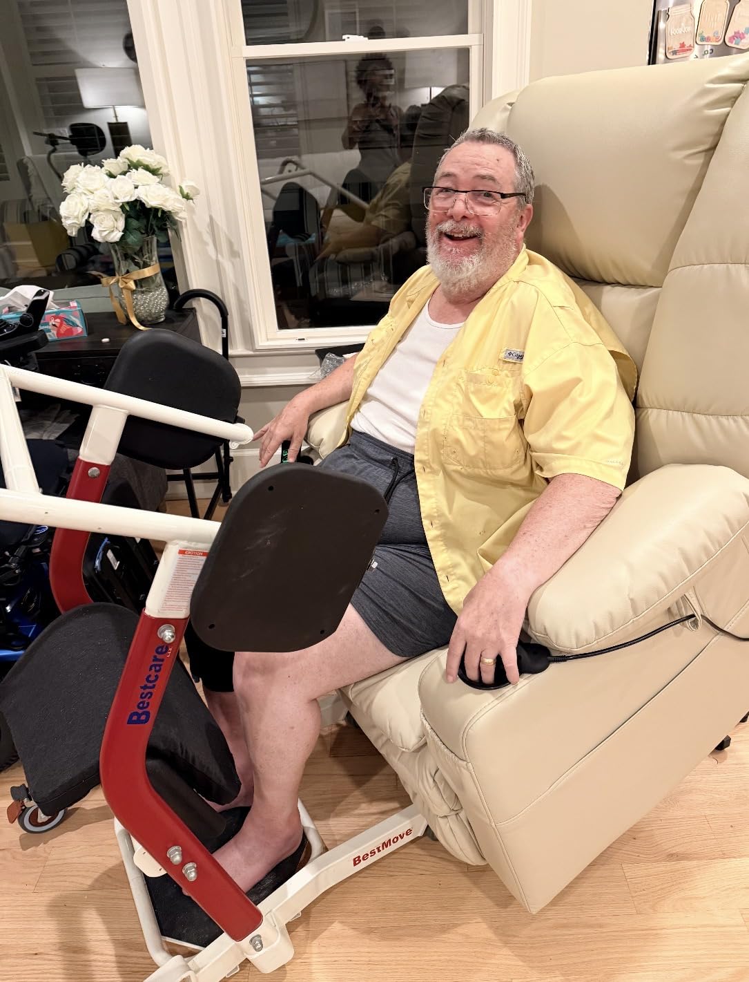 MCombo 3 Motor Power Lift Recliner, Heat and Massage, 7634, Large customer photo 2