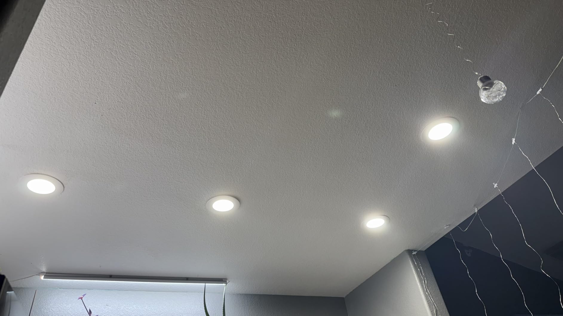 LVWIT 4 Inch Recessed Lights, 5CCT LED Can Lights, Dimmable, 6 Pack,White customer photo 1