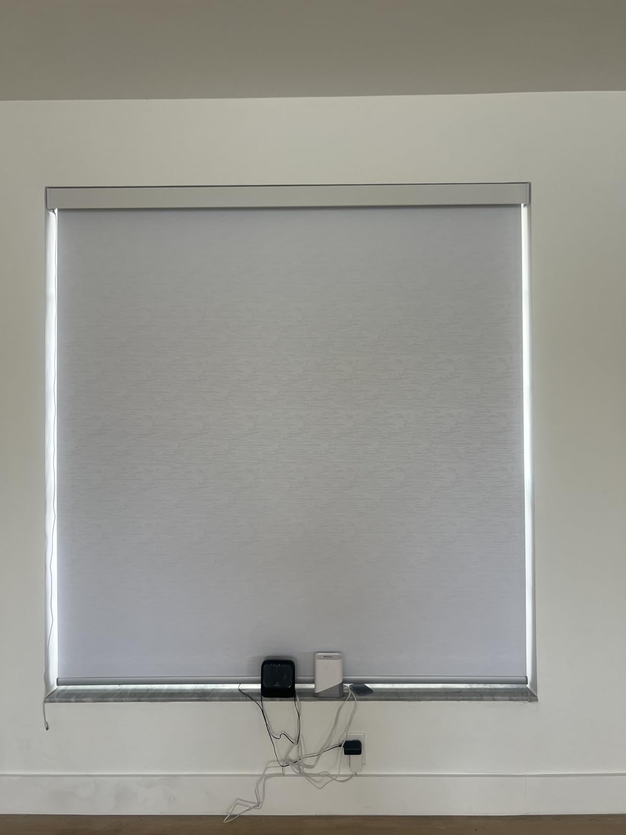 Bringnox Motorized Blinds with Remote, 100% Blackout, Voice Controlled customer photo 2
