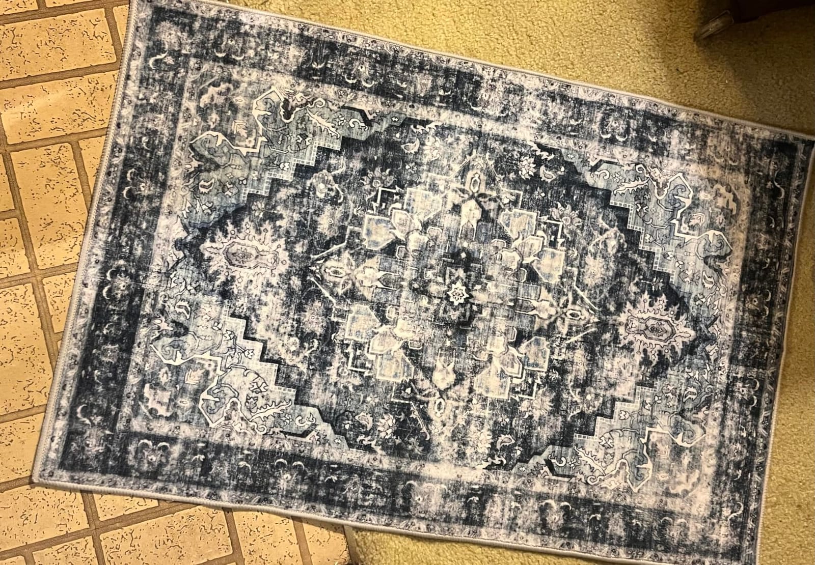 CHAMPLANT Washable Area Rug Vintage 6'x9' Light Traditional Floor Cover Thin Rug Retro Kitchen Indoor Distressed Non Slip Carpet Floral Print Mat Living Room Bedroom Dining Room customer photo 1