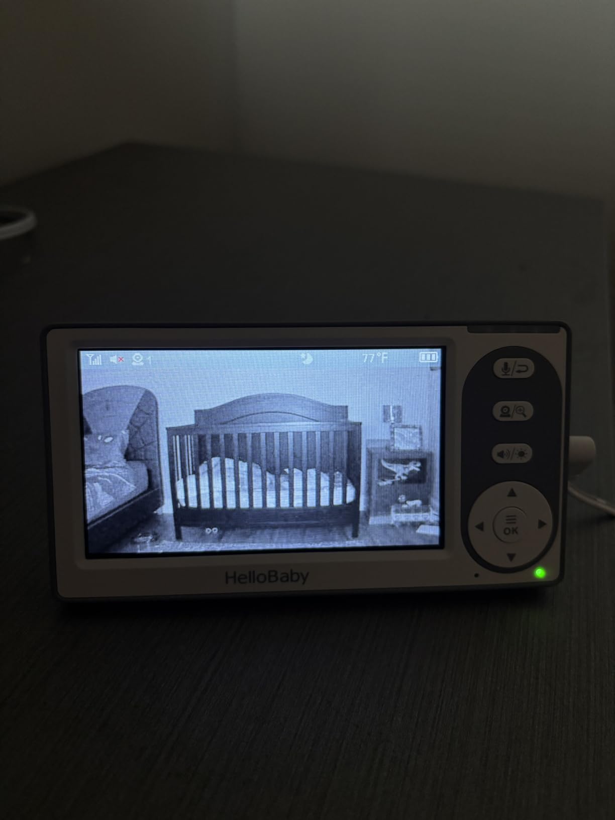HelloBaby 4.3'' Video Baby Monitor No WiFi, 30 Hours Battery | Remote Pan-Tilt-Zoom, Baby Monitor with Camera and Audio, Night Vision, ECO Mode, Two-way Talk, 8 Lullabies, 1000ft Range customer photo 2