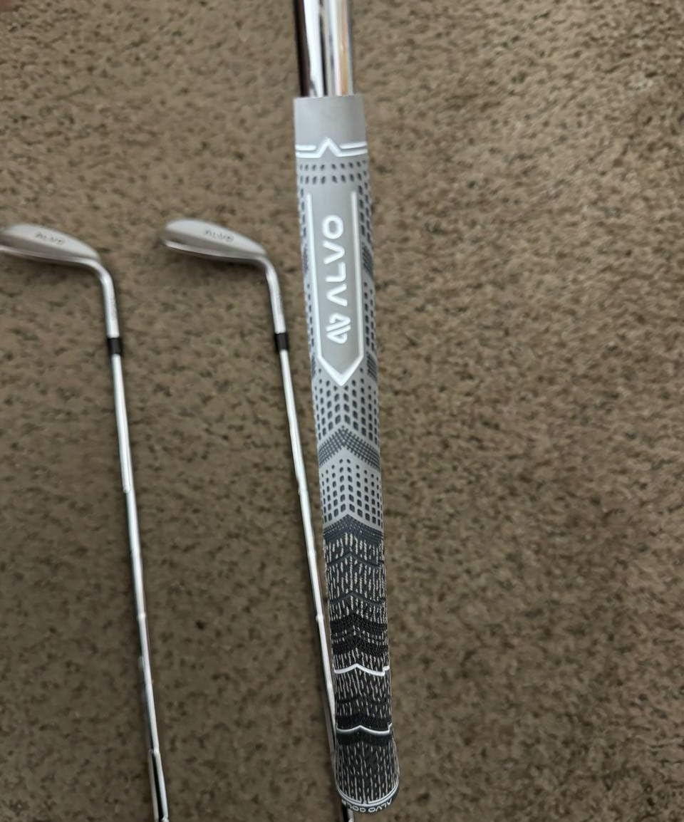 ALVO GOLF - Premium Full Face Golf Wedges, Golf Wedge Set and Singles, 3 Wedges 52/56/60/70 Degree,Lob,Gap,Sand Golf Club for Men, Premium Grip, Right Hand, max Spin customer photo 2