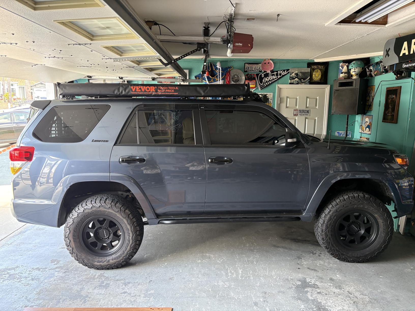 VEVOR Vehicle Awning 6.6'x8.2' Roof Rack Pull-Out Sun Shade UV50+ PU3000mm, Retractable Weatherproof 4x4 Side Awning for SUV Outdoor Camping & Overland (Hardware Included), w/Waterproof Storage Bag customer photo 2
