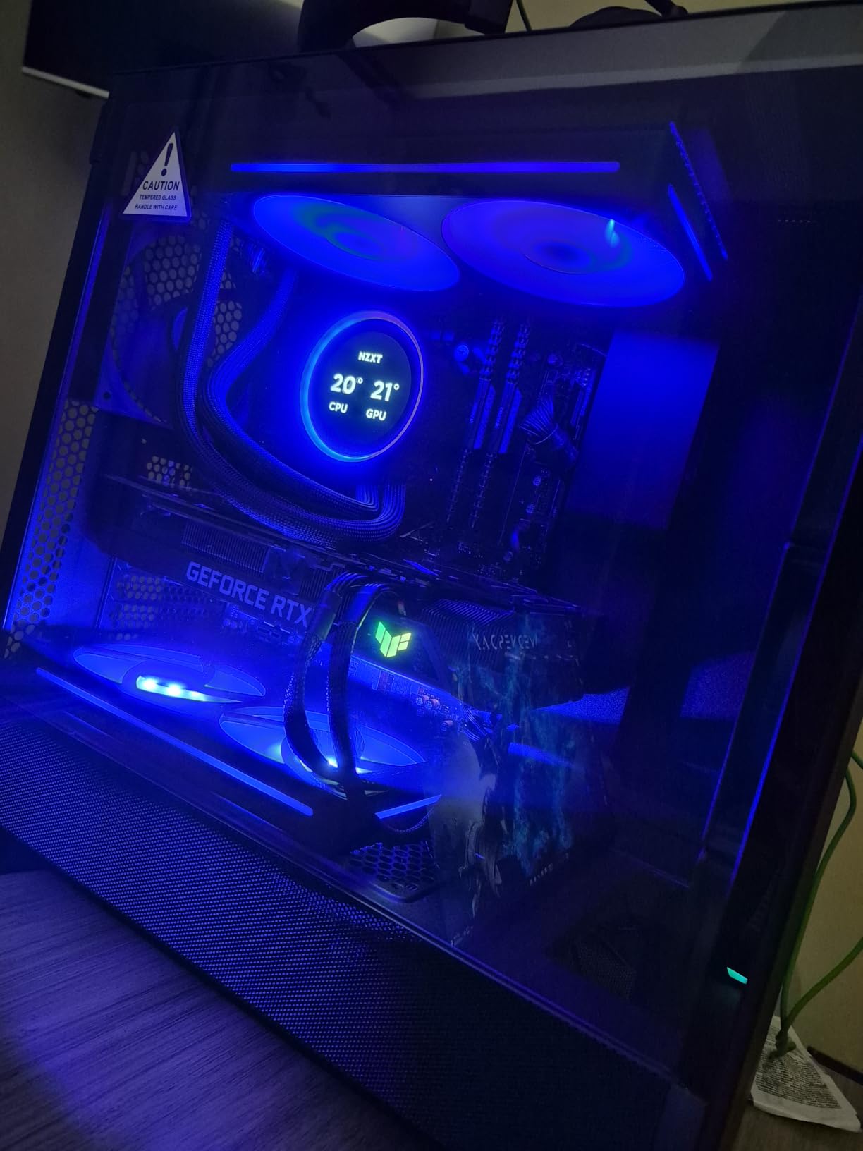 NZXT H5 Flow - Compact ATX Mid-Tower PC Case - Black customer photo 1