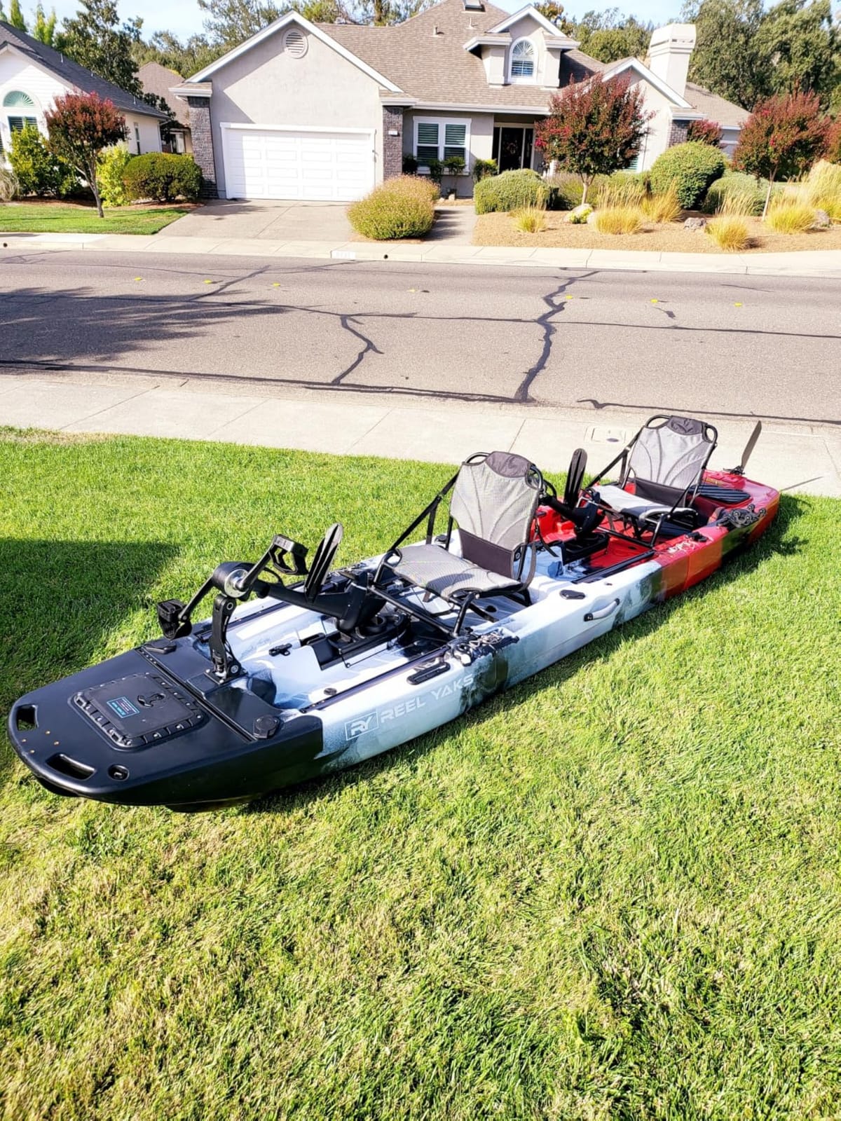 Reel Yaks Raider Modular Fishing Kayak - 9.5ft, 380 lbs Capacity, Red White Black - Pedal Fishing Kayaks for Adults & Youth, Sit on Top, Compact Storage, Lightweight, Easy Transport customer photo 1