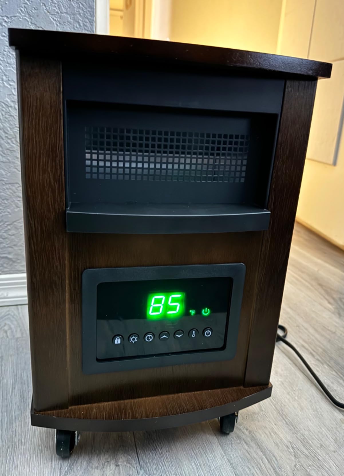 RealSmart Infrared Space Heater 1500W Electric Heater for Indoor Use customer photo 2