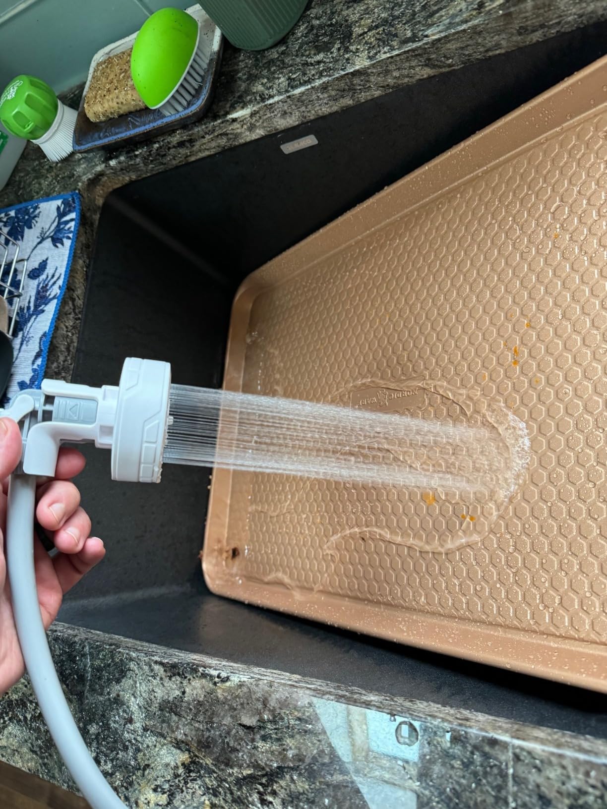 FLEXTAILGEAR MAX Shower Portable Shower for Camping, Rechargeable Outdoor Camping Shower, Portable Shower Pump with USB-C,Shower Pump for Hiking, Car wash, Pet Cleaning, Beach Vacations customer photo 2