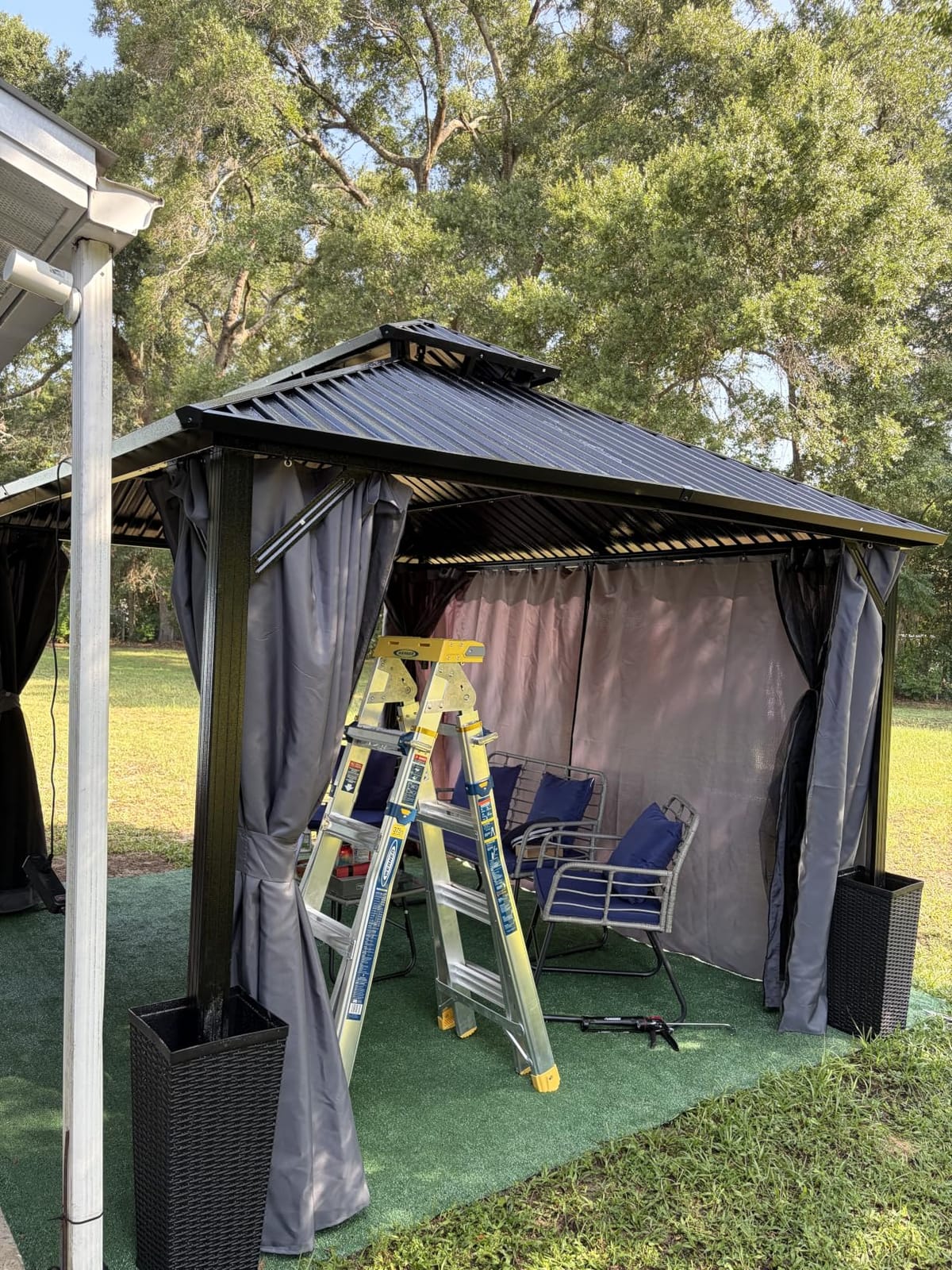 AirWire 10'x12' Hardtop Aluminum Gazebo Dark Gray customer photo 2