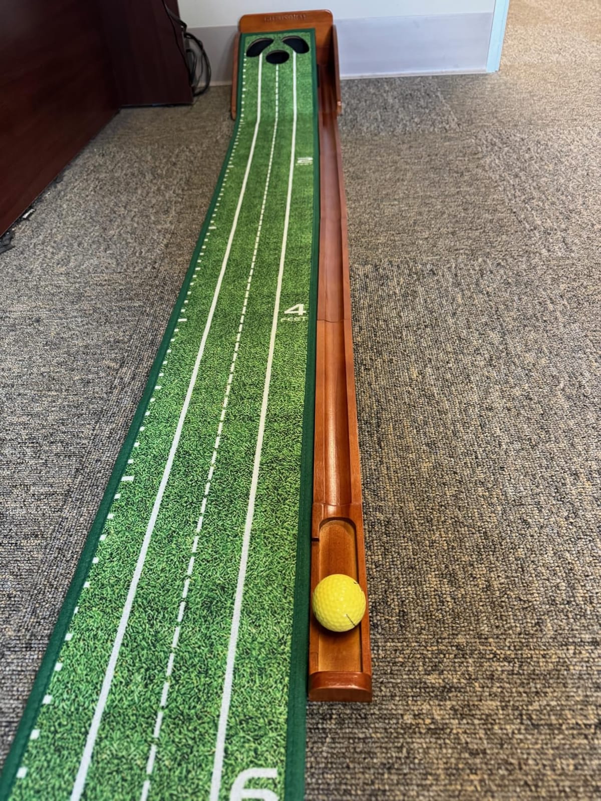Putting Green Indoor, Golf Putting mat with Auto Ball Return - Premium Golf Putting Mat for Home, Office, or Outdoors - Golf Gift for Men & Women, Practice Anywhere customer photo 1