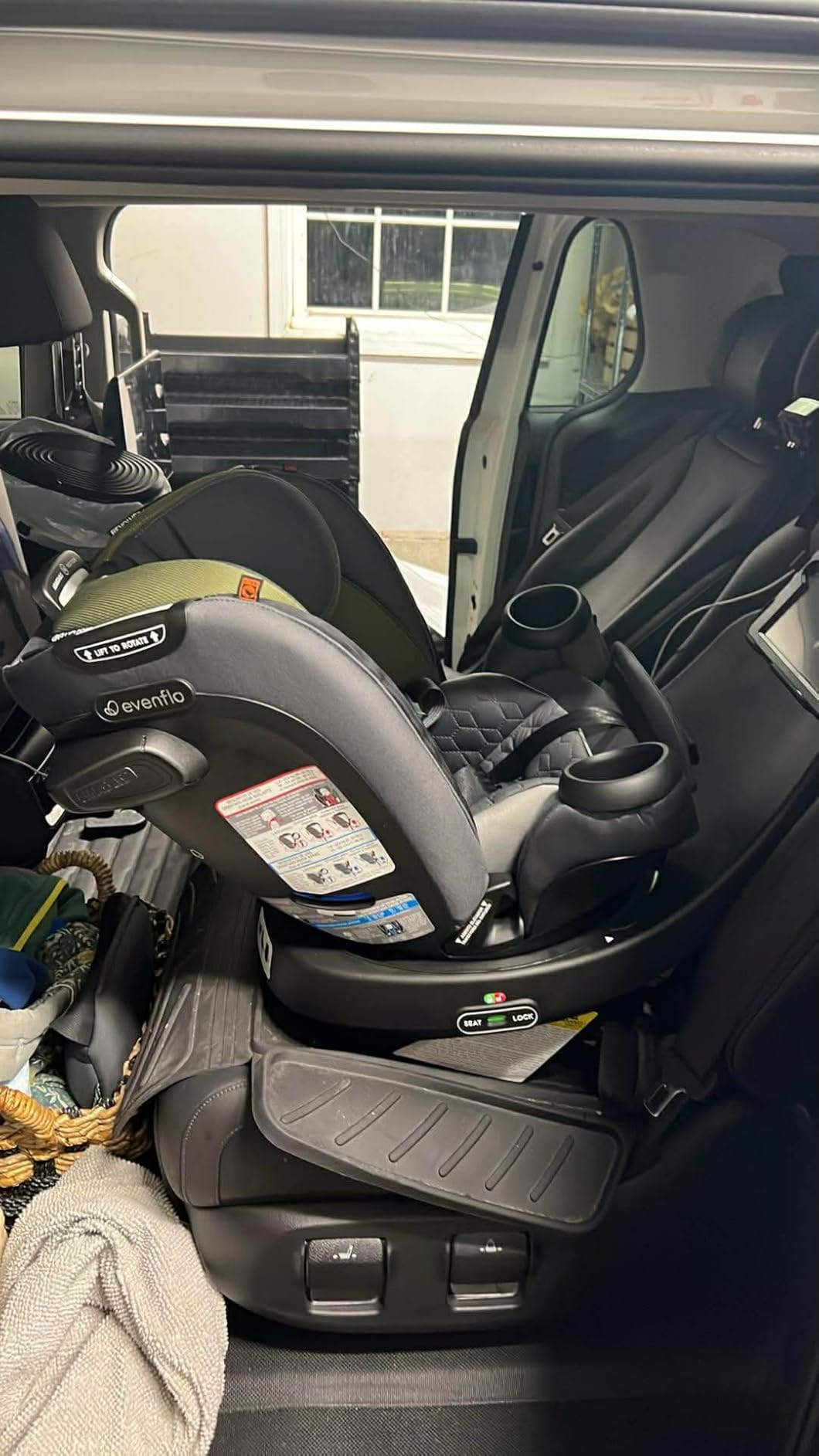 Evenflo Revolve360 Extend All-in-One Rotating Car Seat | with Quick Clean Cover, Rear-Facing, Forward-Facing, Highback Booster Mode, Infant to 12 Years (Revere Gray) customer photo 1