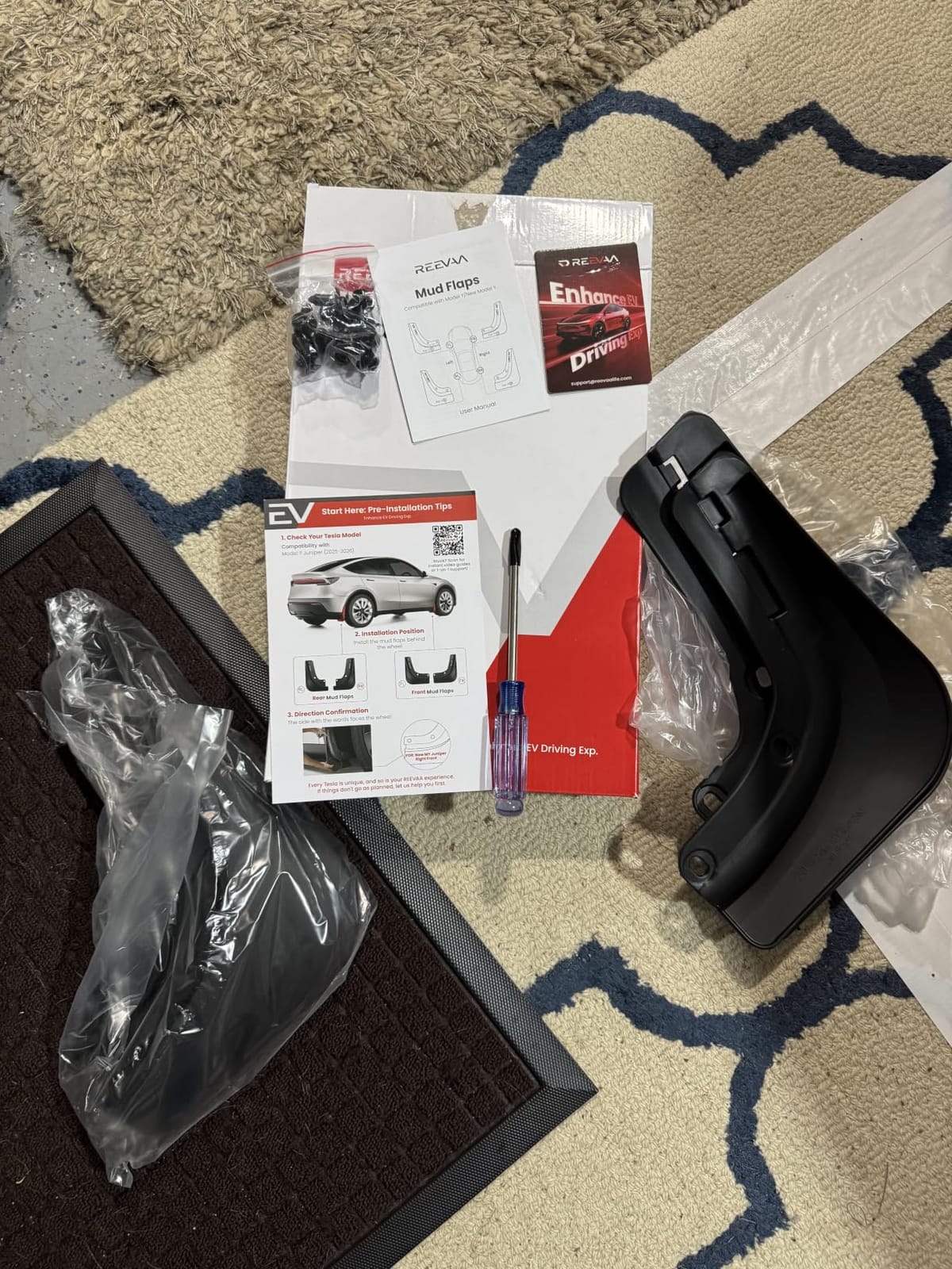 REEVAA Tesla Model Y Juniper 2025–2026 Mud Flaps Accessories, Set of 4 customer photo 2