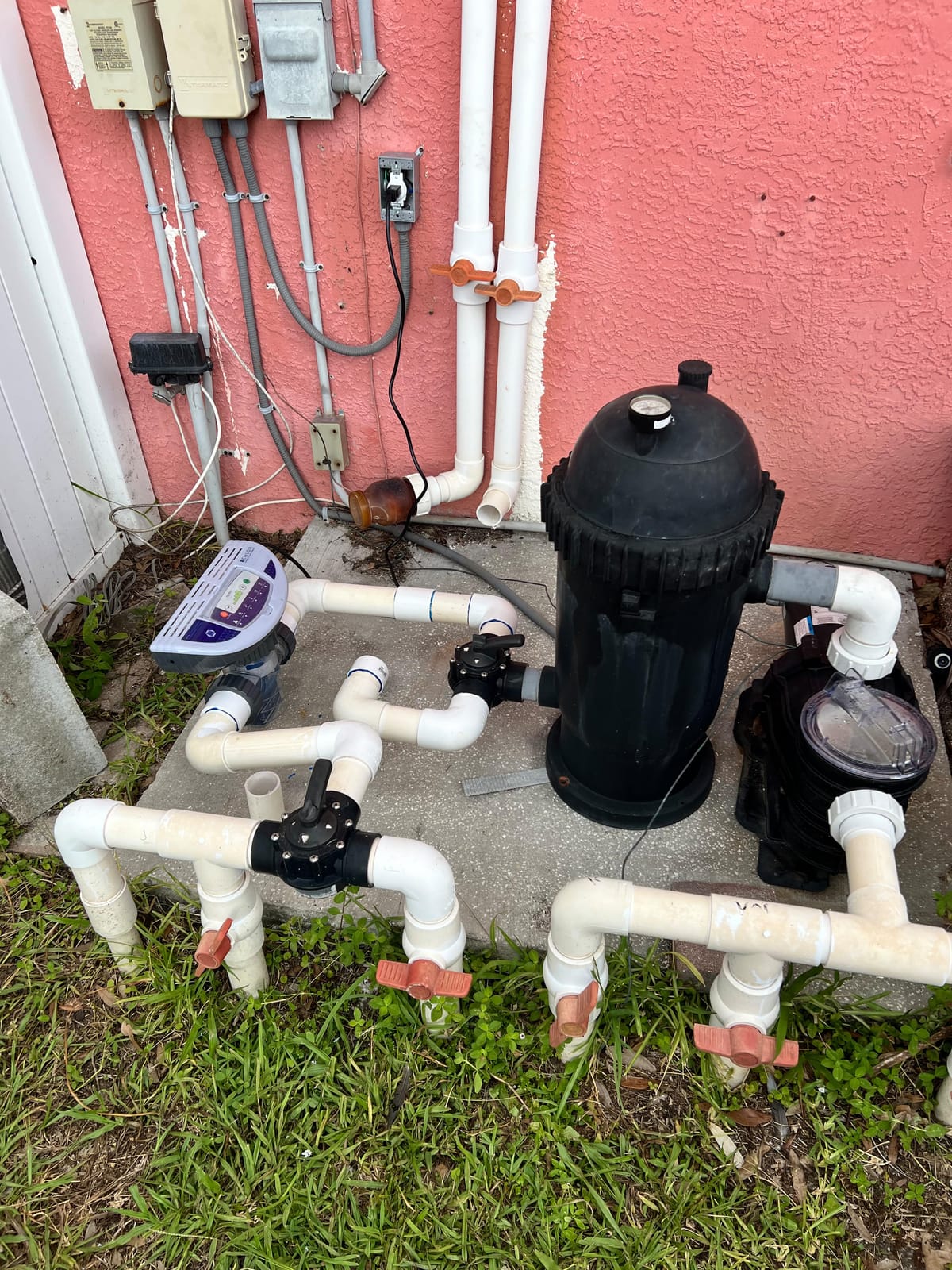 E-CHLOR Plug-in Salt Chlorine Generator | 32,000 gal Max | APX Performance customer photo 2