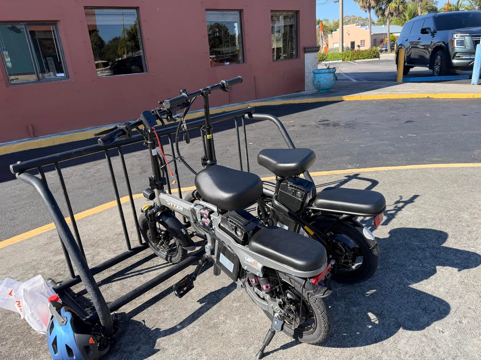 A12/A12S Foldable Ebike with Keyless Ignore, 2000/1000W, 52V 25Ah/48V 15Ah customer photo 2
