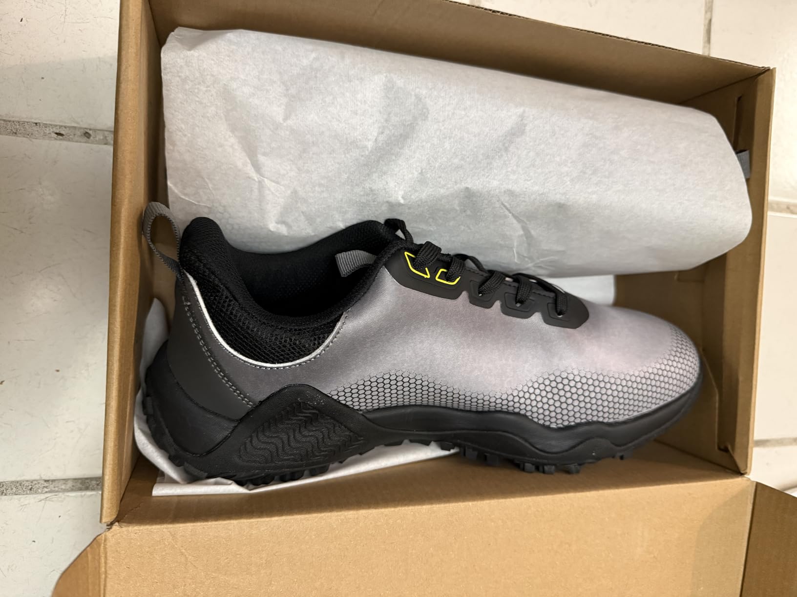 Wide Golf Shoes for Men Spikeless Professional Outdoor Waterproof Golfing Footwears Sneakers with Arch Support customer photo 2