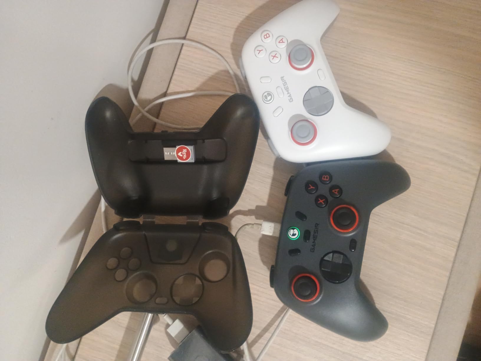 GameSir Nova Lite 2 Wireless PC Controller Hall Effect Sticks customer photo 1