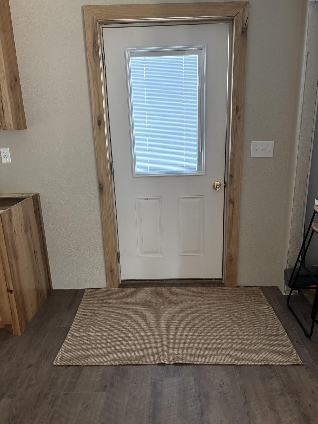 KOZYFLY Rugs for Entryway 3x5 ft Washable Area Rug Non Slip Rubber Backed Entry Rug Woven Indoor Door Mat Cotton Kitchen Rugs for Entryway, Foyer, Backdoor, Ivory Beige customer photo 2