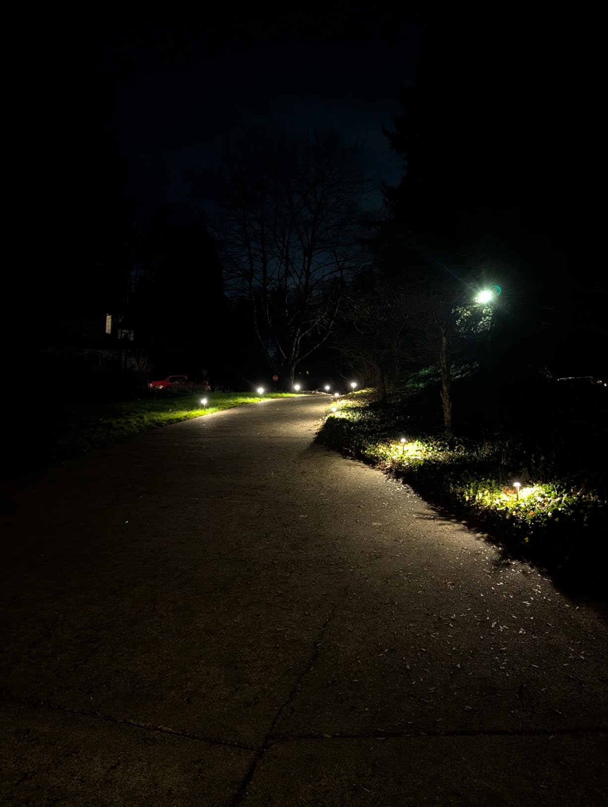 PARTPHONER Low Voltage Landscape Lighting 12-Pack, Aluminum 12V Pathway Lights with G4 Bulbs, Waterproof Oil Rubbed Bronze Color Wired Path Lights with Connectors for Walkway Yard Garden customer photo 1