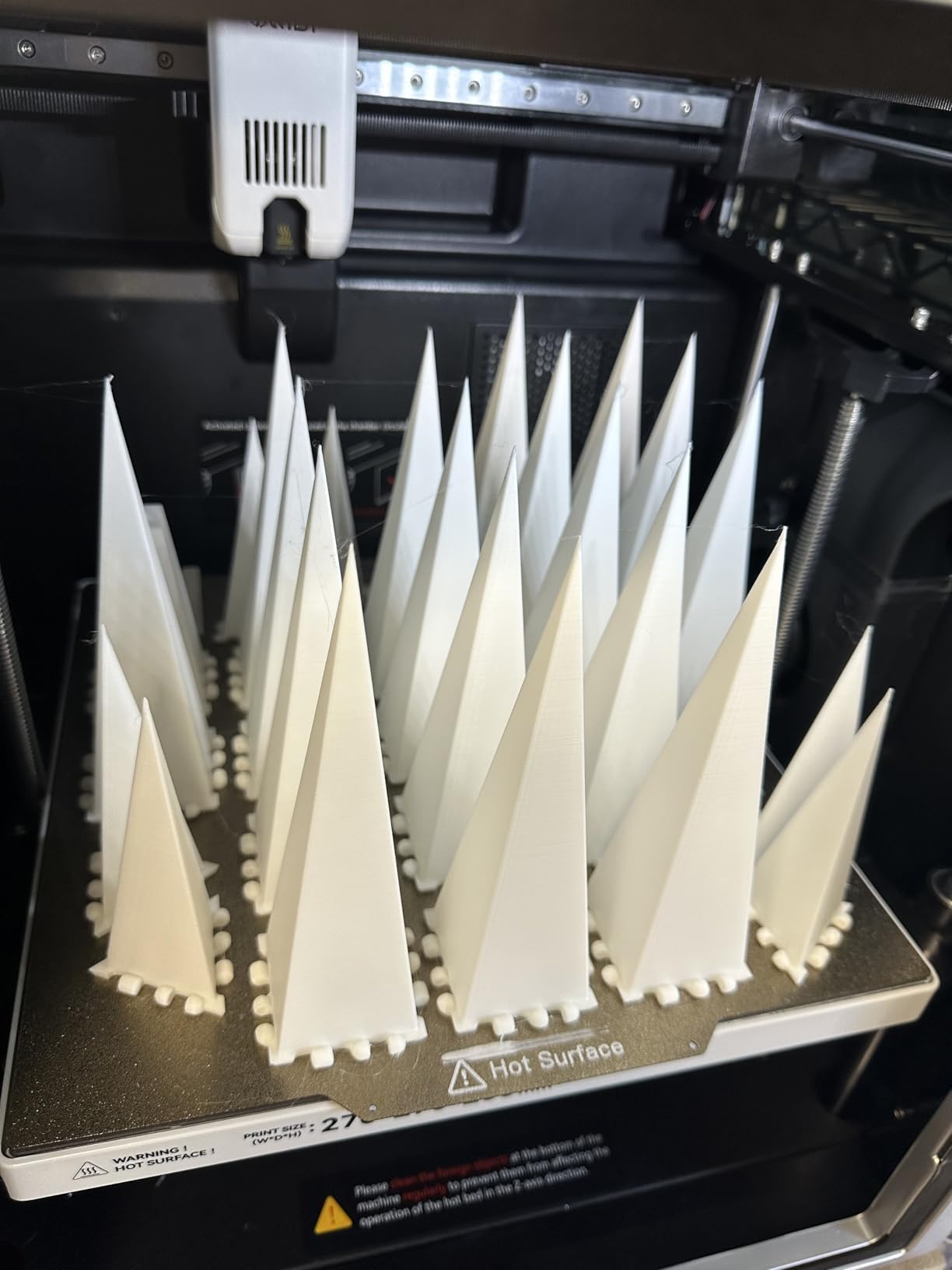 QIDI Q2 3D Printer, 65℃ Heated Chamber and 370℃ Nozzle Unlock PPS-CF | ultra air filtration, 600mm/s high speed, AI camera, full auto leveling, 270x270x256mm build volume, unbox to print in 10 min customer photo 2