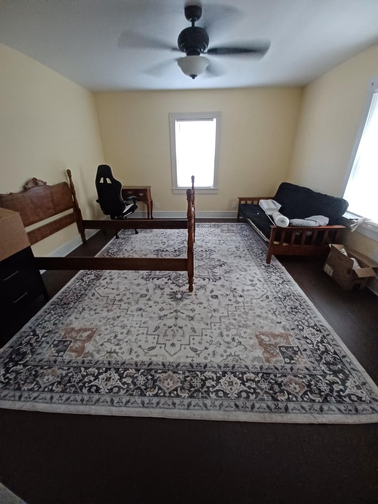 Amada Round 8x8 Washable Area Rug for Dining Room, Beige, Vintage Style customer photo 2