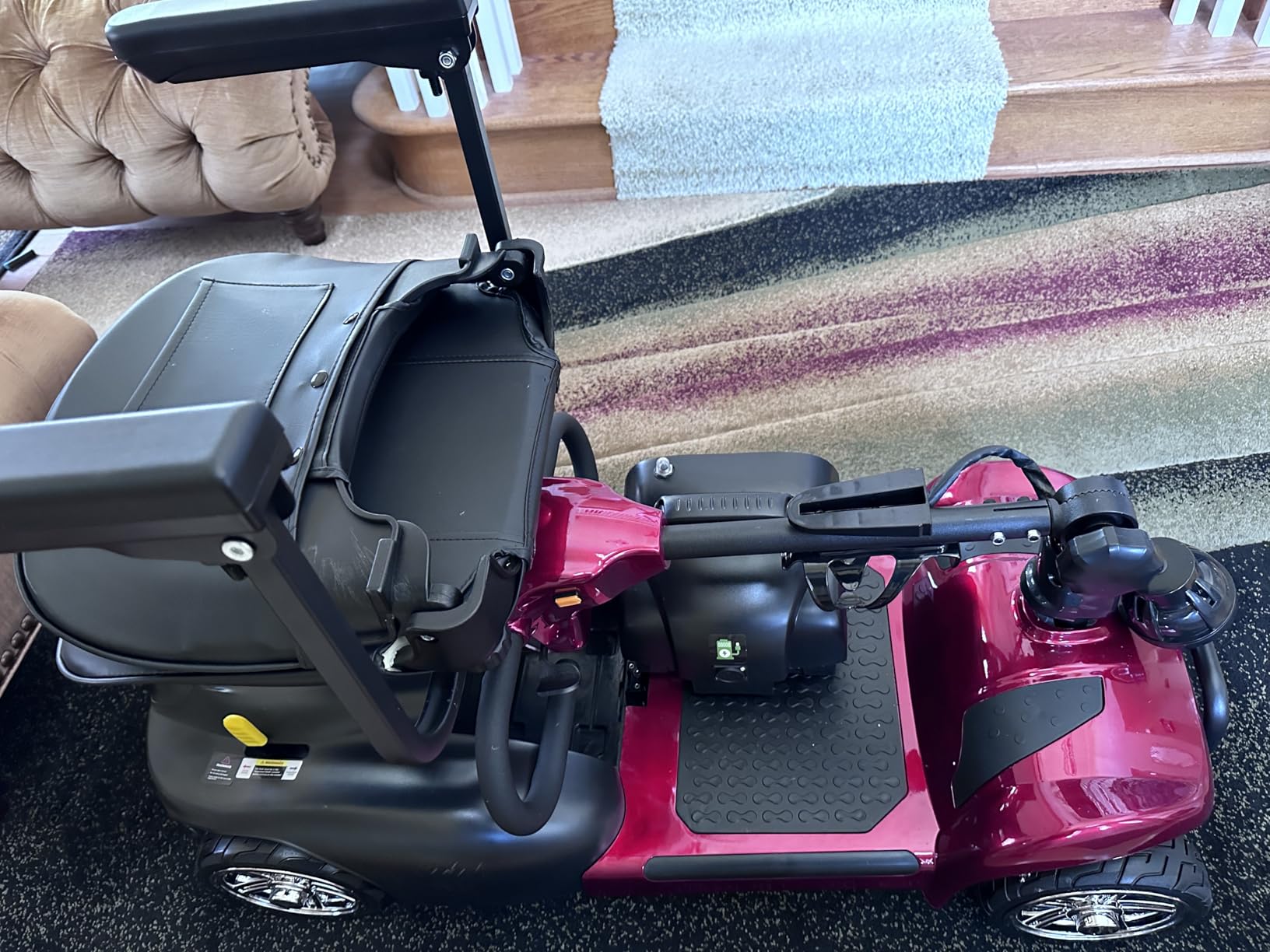 iScooter 3 Wheels Mobility Scooter, Mobility Scooters for Adults & Seniors, Powered Electric Wheelchair Device with Seat, Easy to Disassemble, Detachable Basket,Cup Holder, 264lbs Capacity, Red customer photo 2