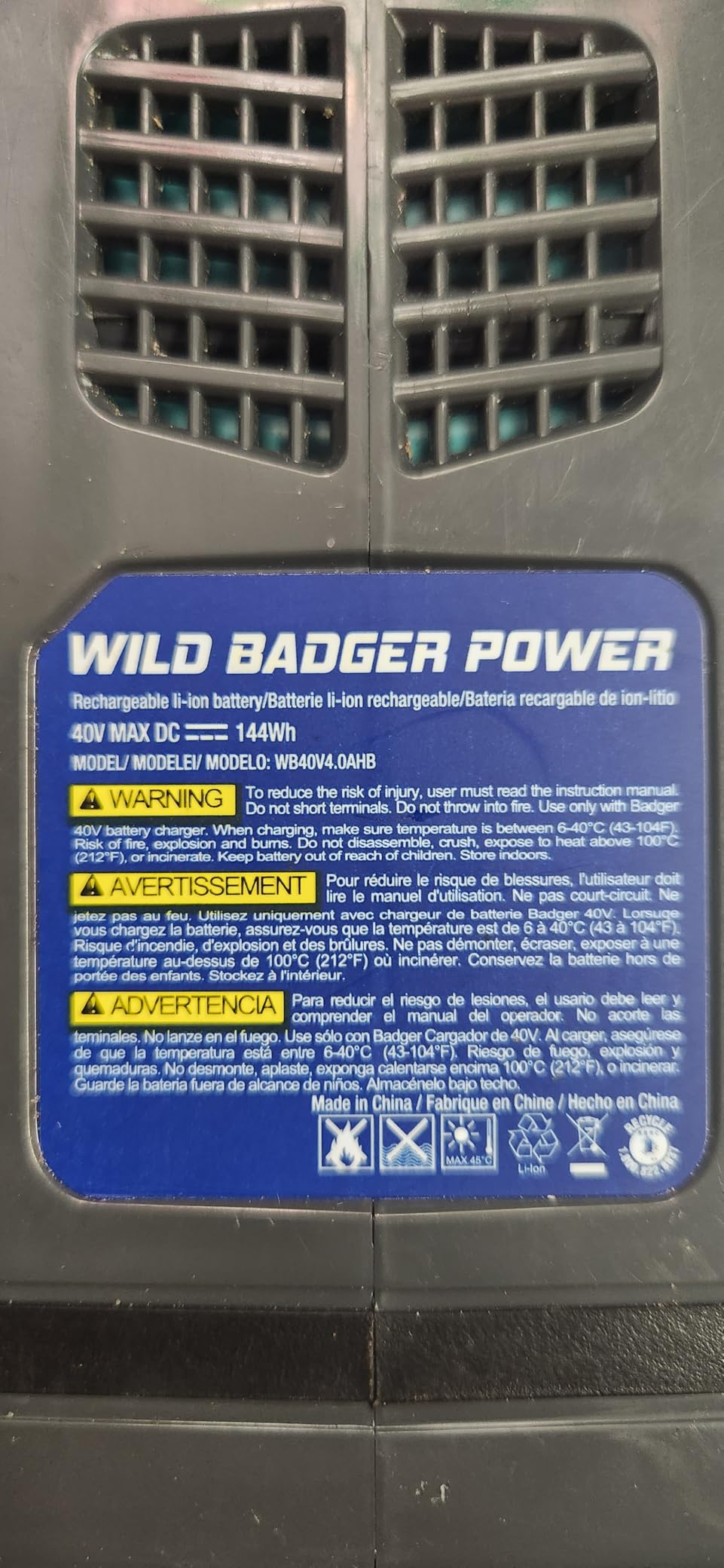 Wild Badger Power 40V Brushless Weed Wacker, String Trimmer/Edger, Hedge Trimmer and Brush Cutter Blade, Pole Saw, Attachment Capable 4-in-1 Multi-Tool Kit with 1 * 40V 4Ah Battery and 1*Charger customer photo 2