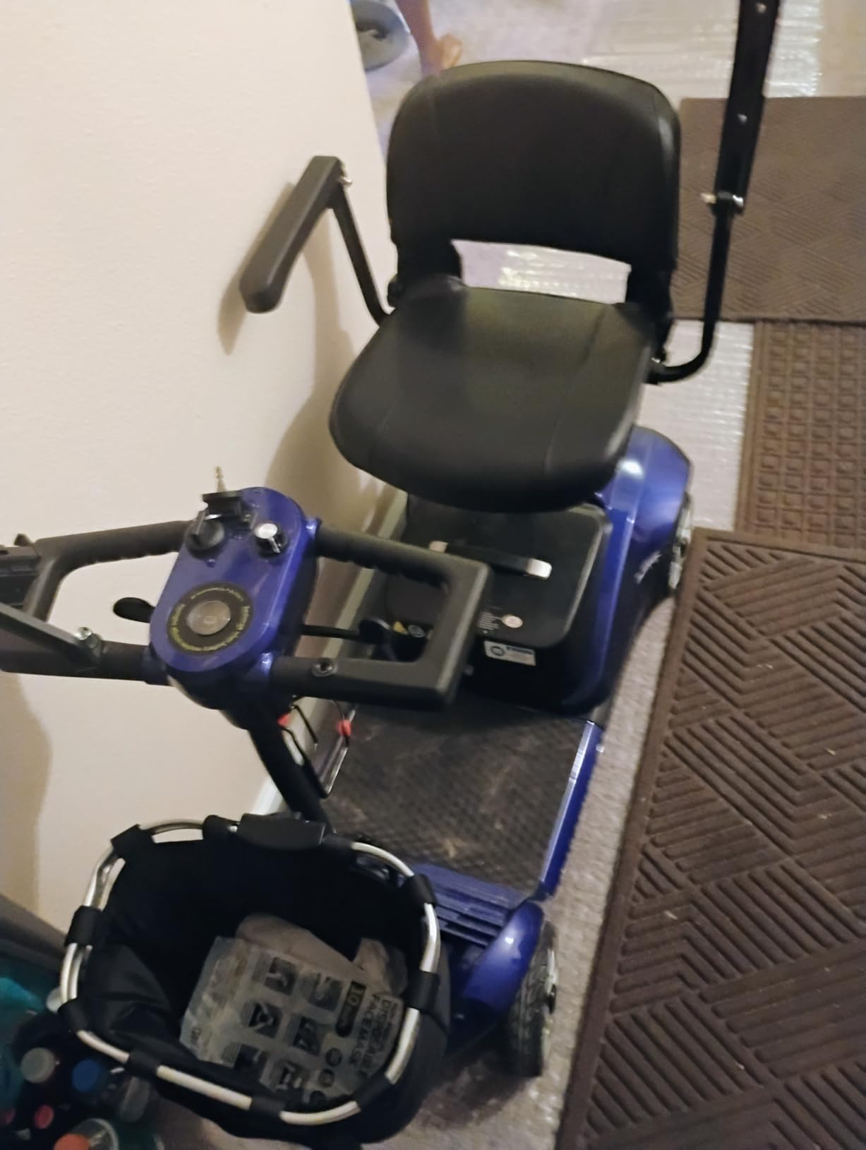 20Miles Mobility Scooter for Seniors/Adults,All Terrain Mobility Scooter customer photo 1