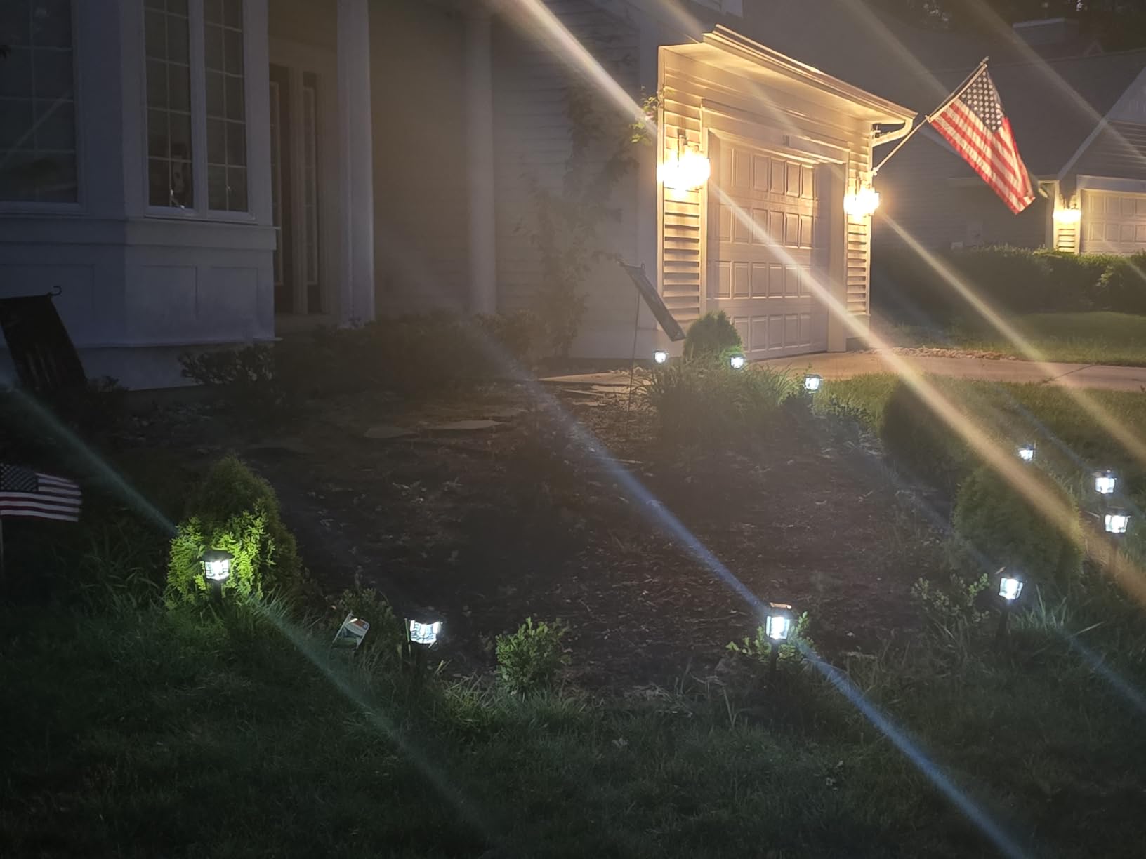 Greluna Solar Pathway Lights Outdoor,12 Pack Cool White 6000K Solar Lights, customer photo 1