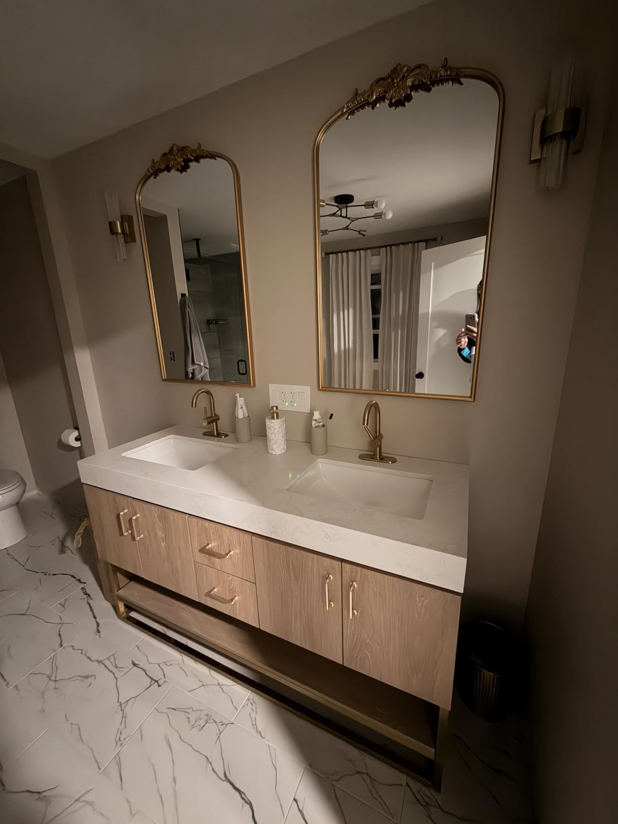 Besdomus Vintage Arch Gold Mirror: 48