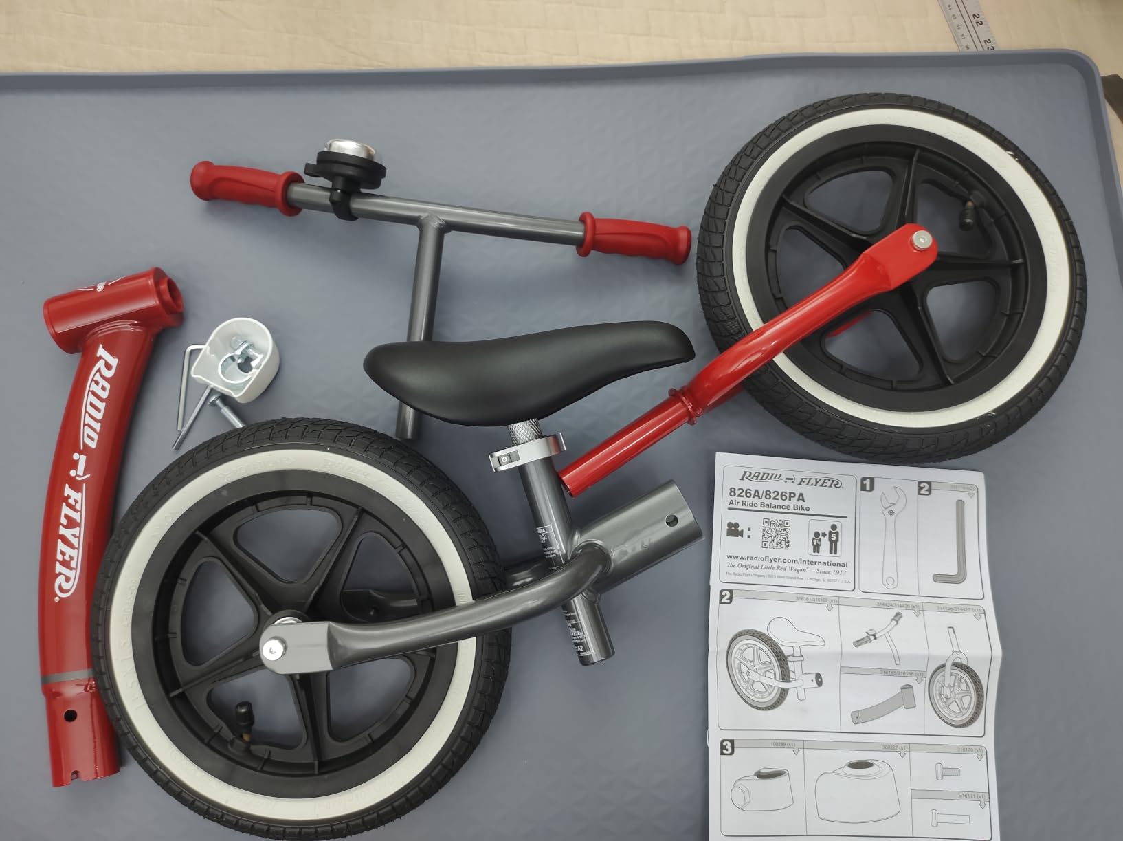 Radio Flyer Air Ride Balance Bike, For Kids Ages 1.5-5, Red, Foot Rest | Kid & Toddler Balance Bikes, Pedal-Free for Quick Learning, Rubber Air Tires, Adjustable Seat, (Amazon Exclusive) customer photo 1