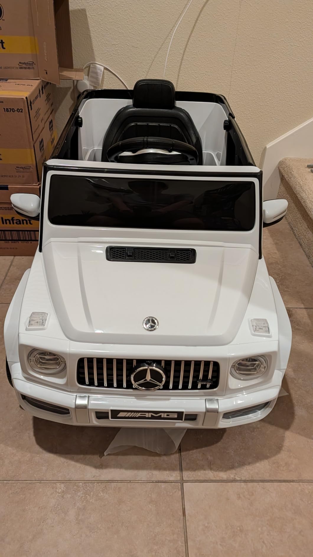 ELEMARA Licensed Mercedes-Benz AMG G63 Ride on Toys, Electric Car for Kids W/Parents Control, Electric Powered G Wagon Ride On Truck Toy, Low Battery Prompt, Bluetooth, Flickering Lights/LED Lights, White customer photo 2