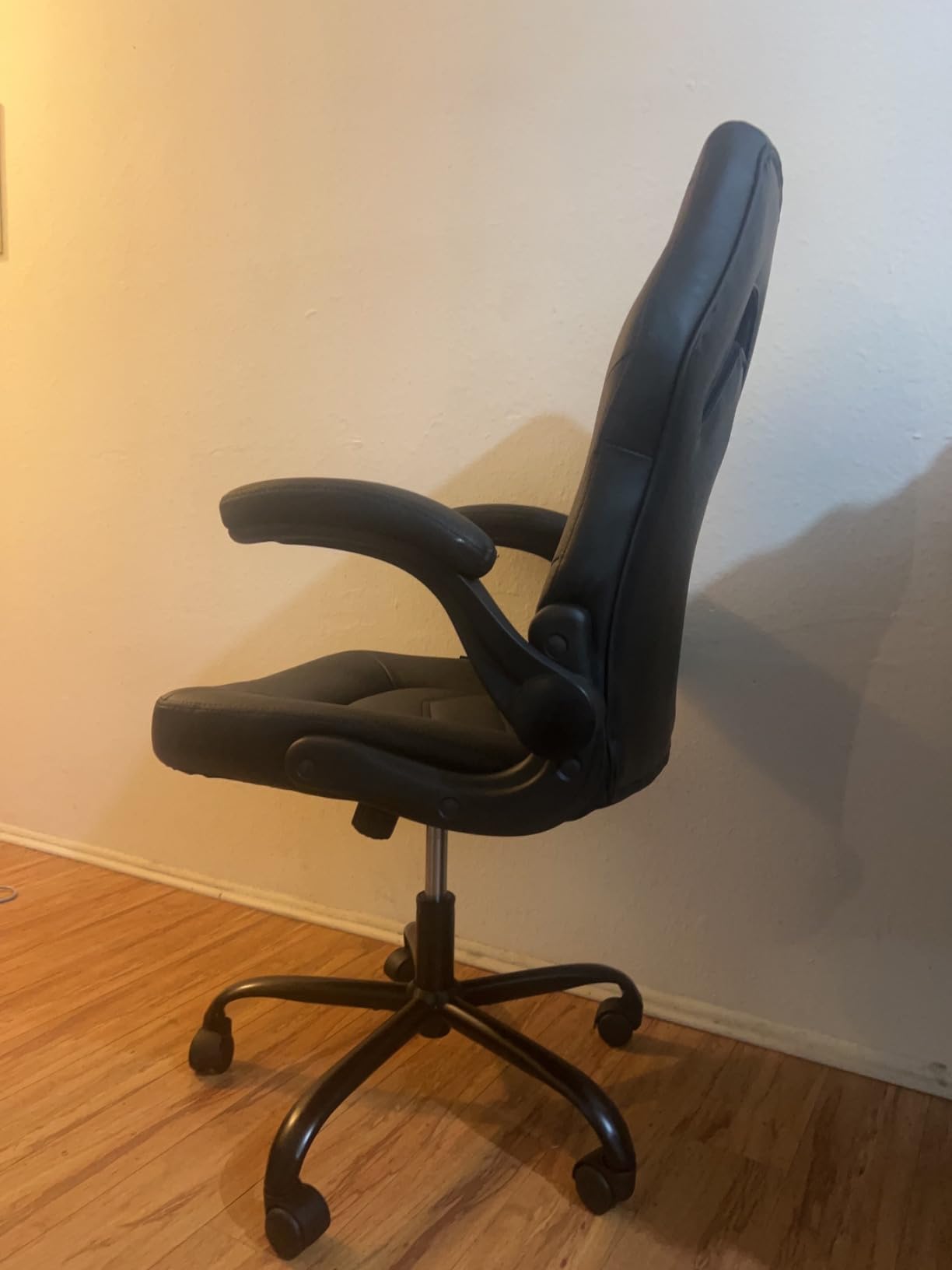 N-GEN Gaming Gaming Chair, Lumbar, PU Leather, Flip-Up Arms, Jet Black customer photo 1