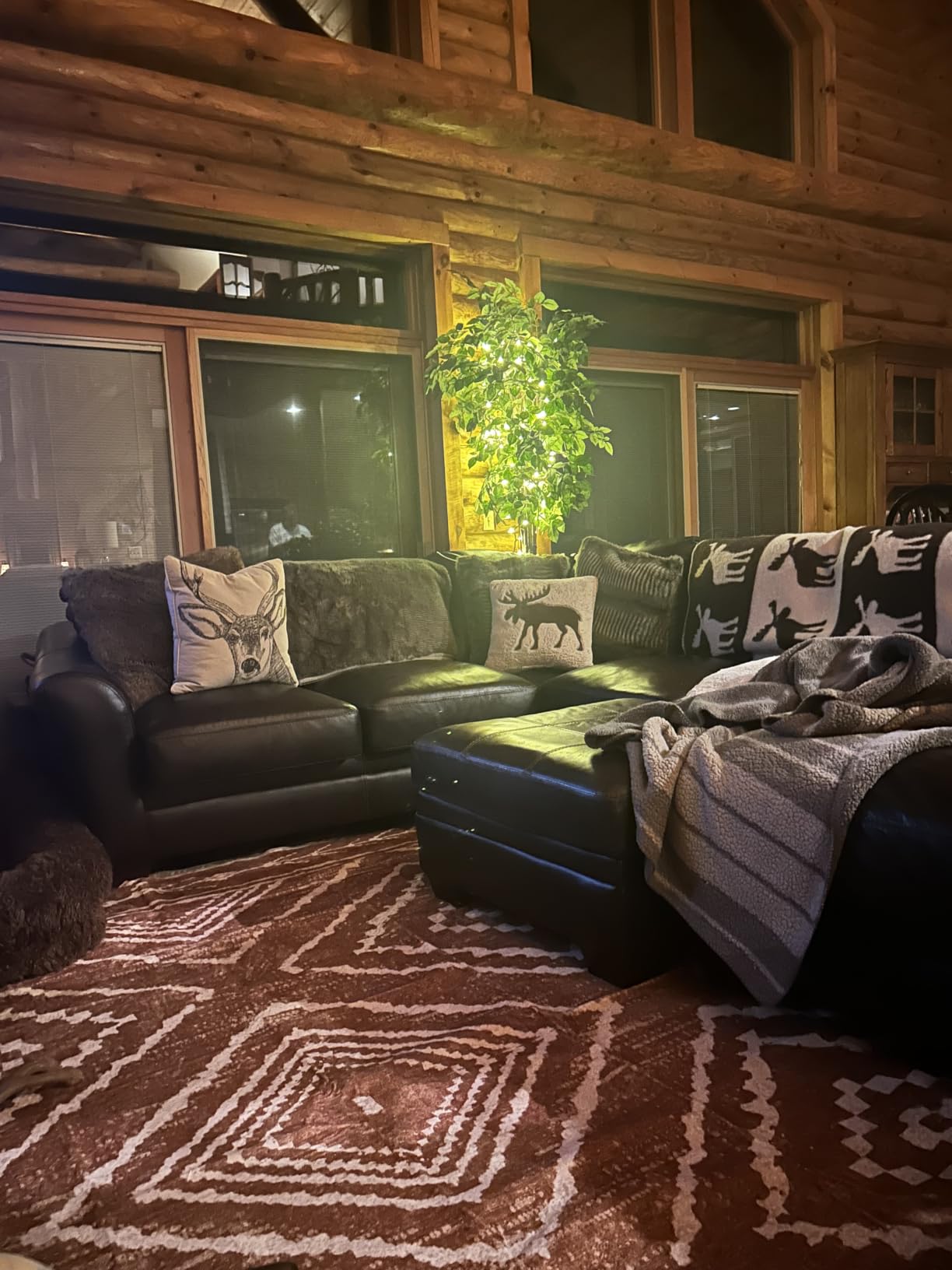 BESTSWEETIE 8'x10' Washable Area Rug for Living Room Bedroom Cow Print customer photo 1