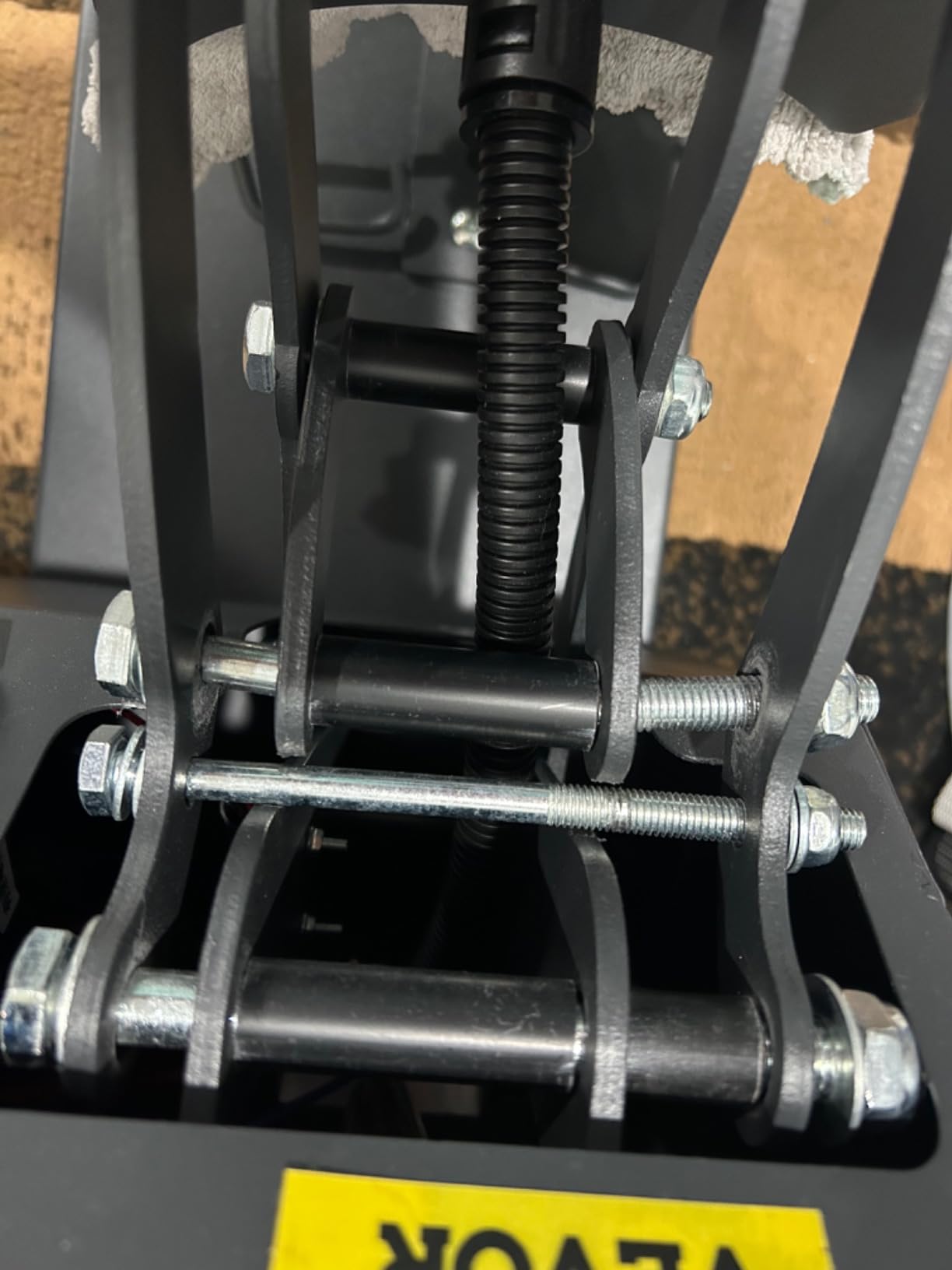 VEVOR Hat Heat Press Machine, 8.5 x 4 in Large Heating Plate, with Caps Stretcher, Precise Temperature & Time Control, Heat Press for Hats and Caps, for HTV Iron On and Sublimation Projects, White customer photo 2