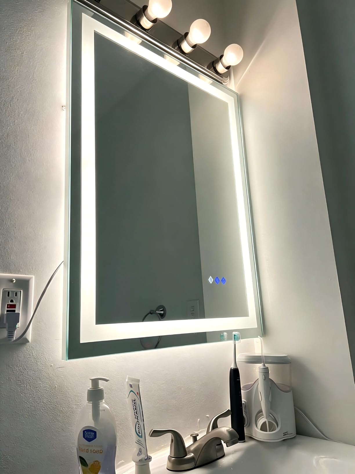 LED Bathroom Mirror, 24x32 Inch Vanity Mirror with Lights customer photo 1