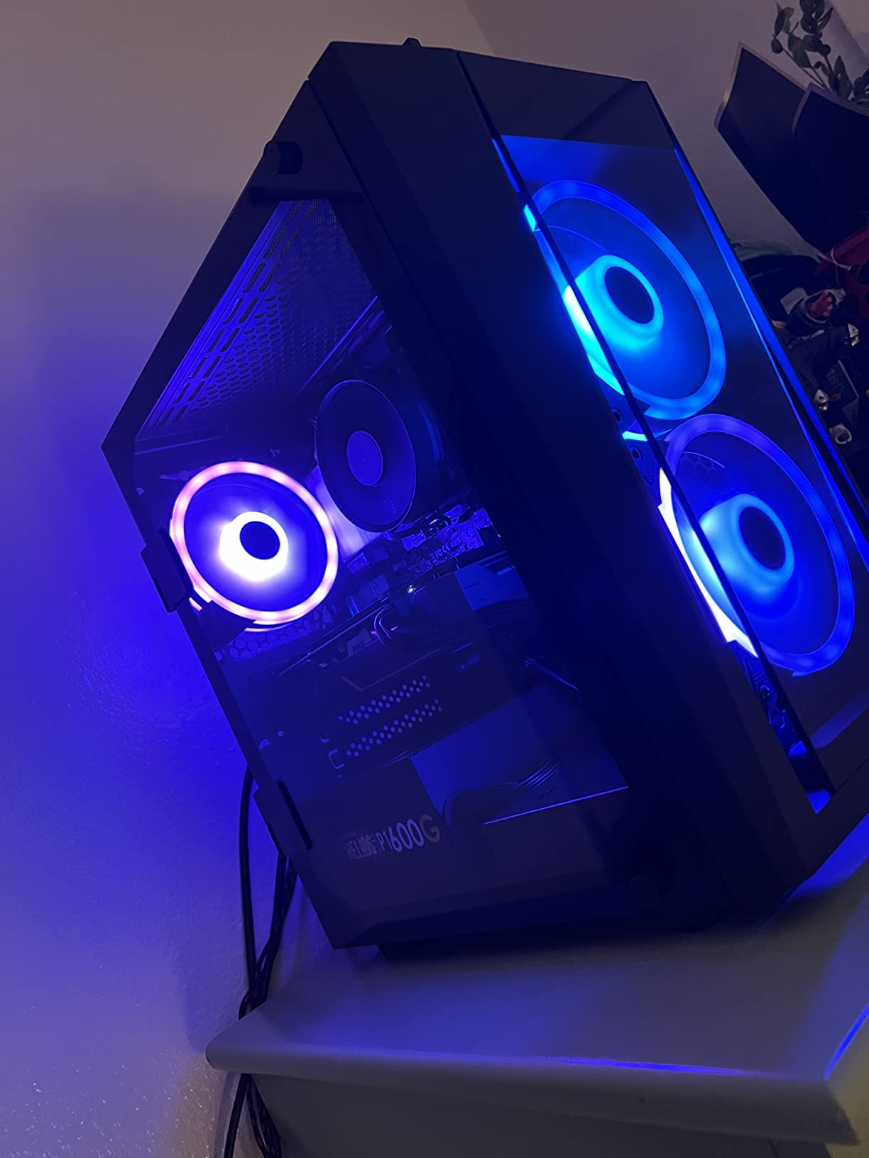 Skytech Gaming PC Azure 3, Ryzen 7, RTX 5060, 16GB RAM, 1TB SSD customer photo 2