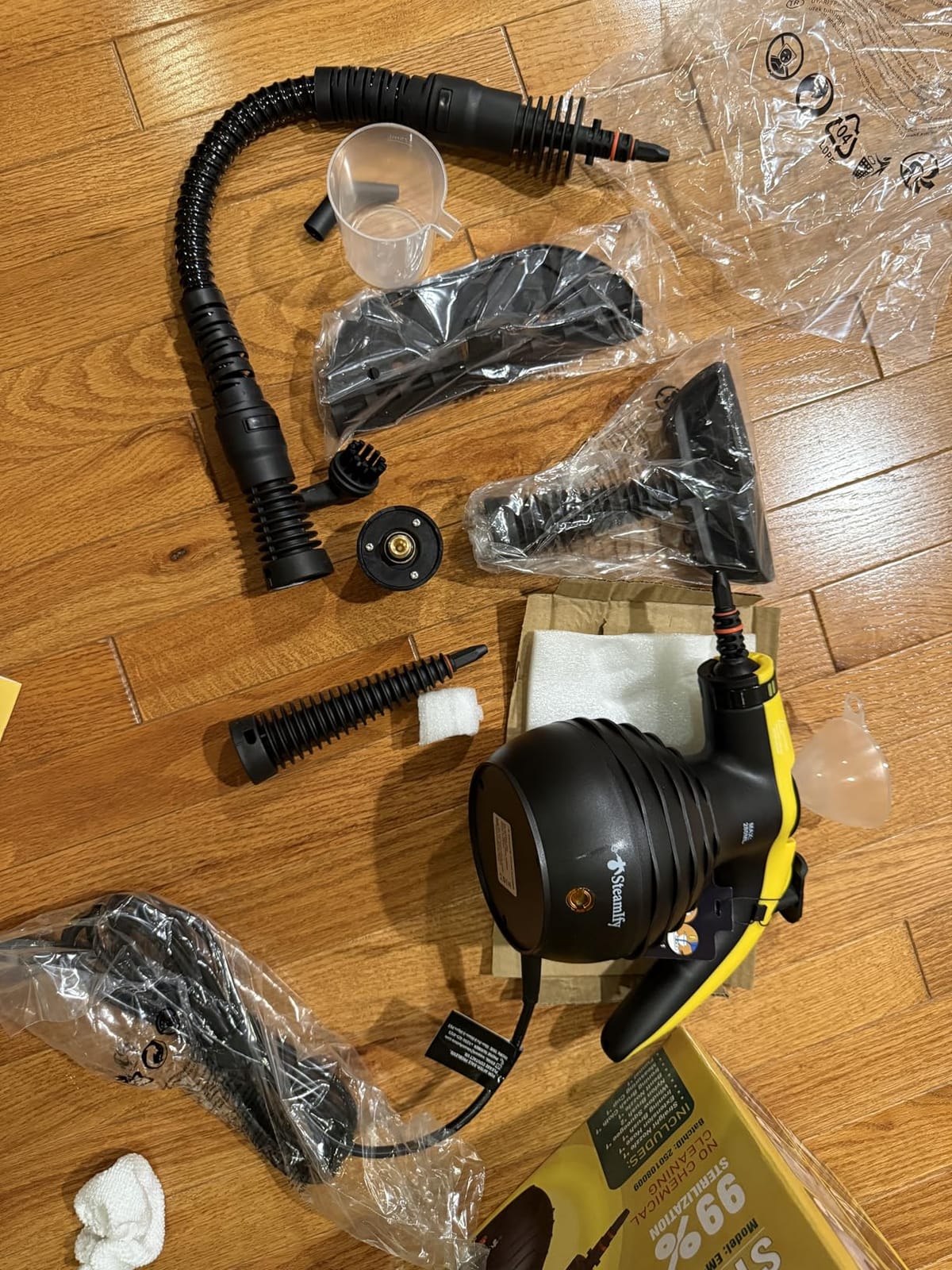 Pressurized Handheld Steam Cleaner with 10pcs Accessories & Safety Lock, Multi-Purpose & Powerful Home Use Steamer for Cleaning, Car, Bathroom, Shower, Upholstery, Grout, Window (Black) customer photo 1