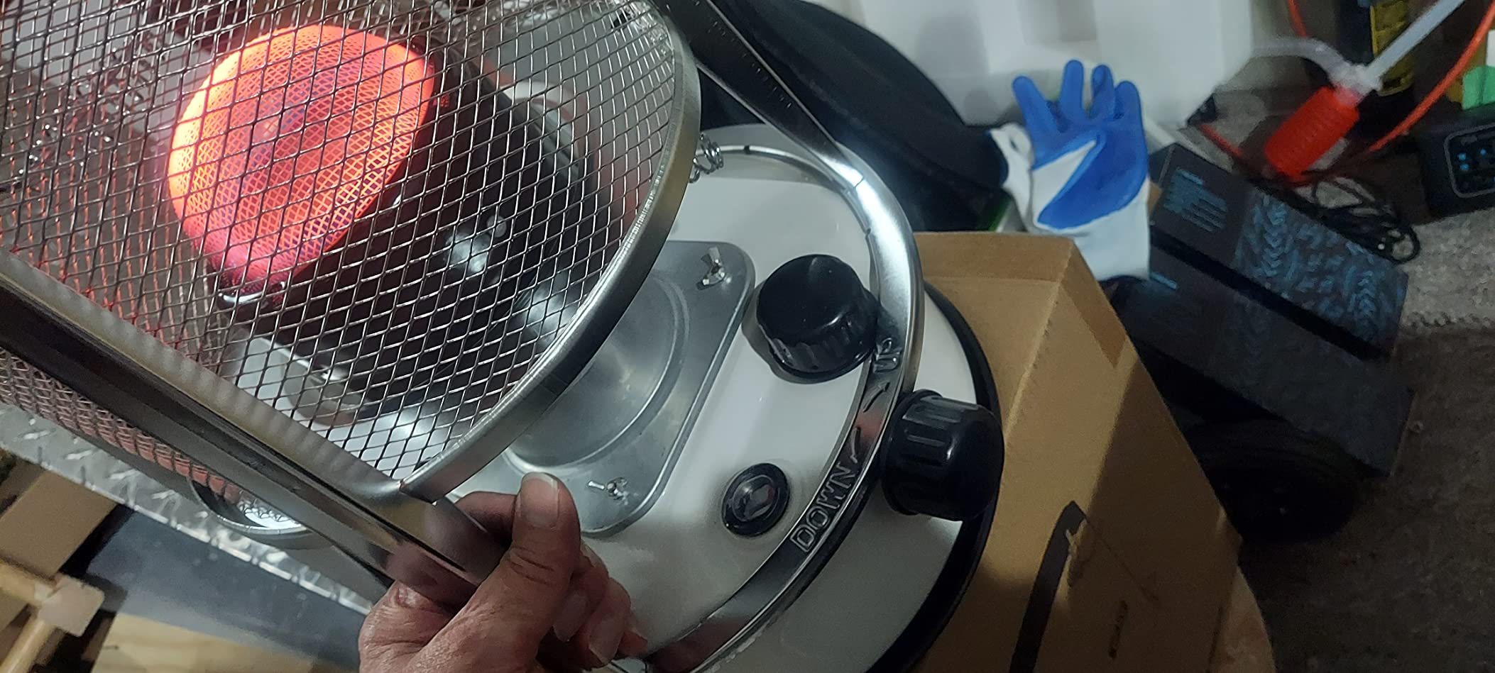 2 in 1 Kerosene Heater & Stove with Handle, Heater for Camping, Hunting, Cooking, Home, Garage, and Emergency Preparedness - Aquamarine customer photo 1