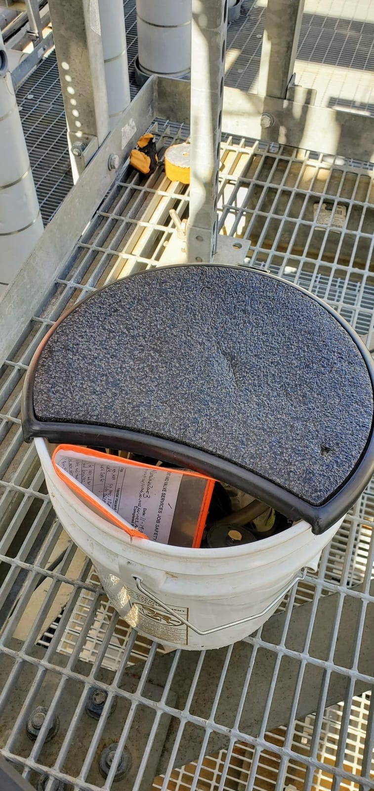 Frabill Strato Seat | Comfortable Snap on Lid with Foam Padding for Storage Bucket Seat Option customer photo 1