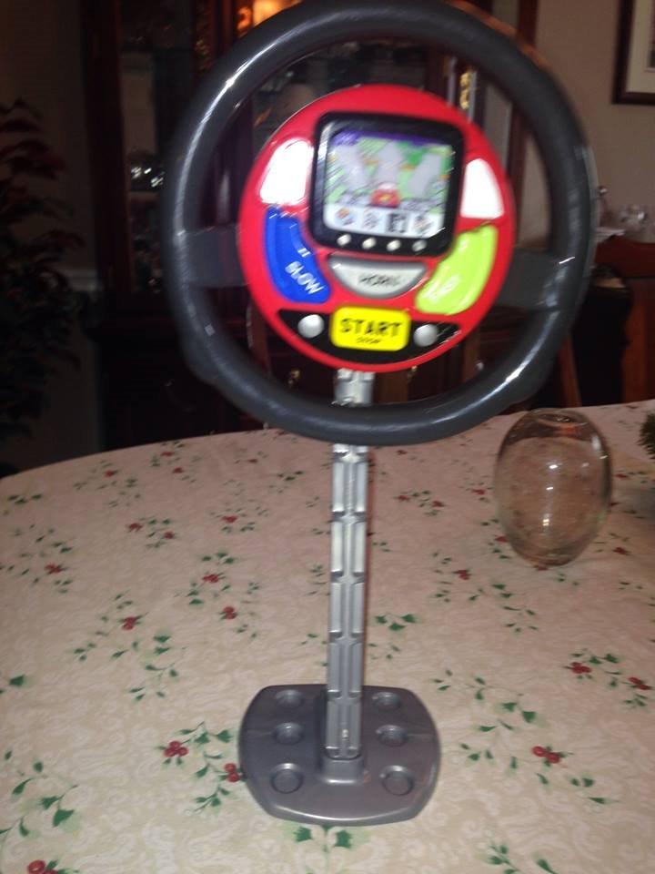 Casdon GPS Steering Wheel. Interactive Driving Toy for Kids 18+ Months. Features Spoken Commands & Realistic Sounds. Boosts Motor Skills customer photo 2