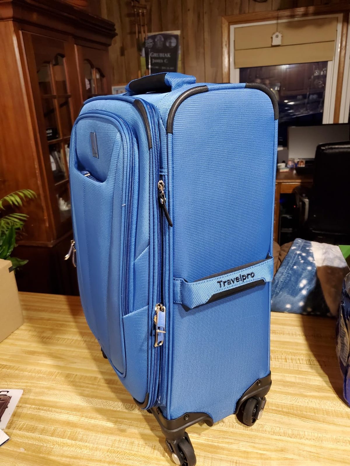Travelpro Maxlite 5 Softside Checked Luggage Spinner, Green, 25-Inch customer photo 2