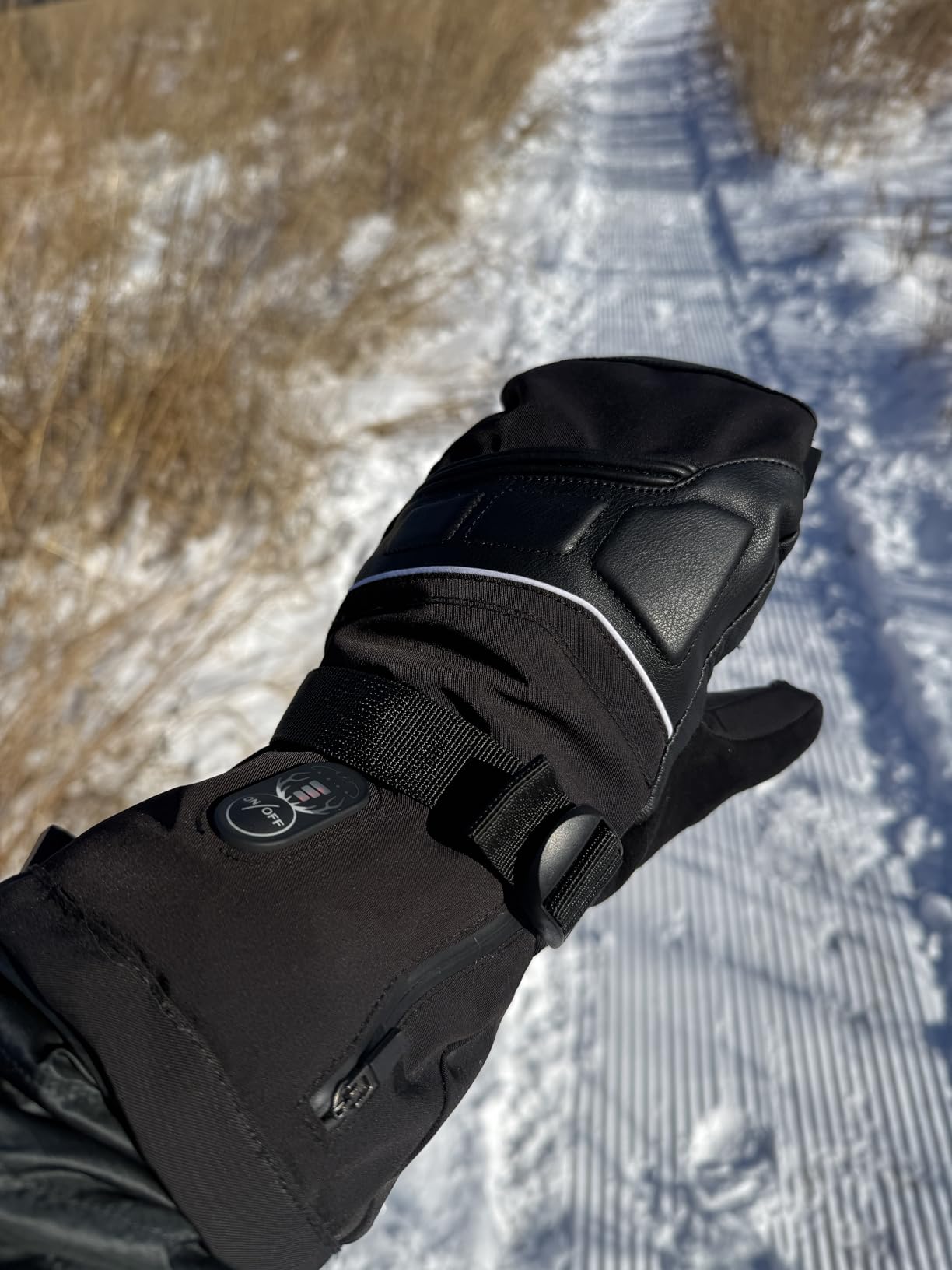 SNOW DEER Heated Mittens for Men and Women Waterproof Ski Gloves with Touchscreen 7.4V 3000mAh Battery Gloves Electric Rechargeable Thermal Mittens for Hands Warm customer photo 2