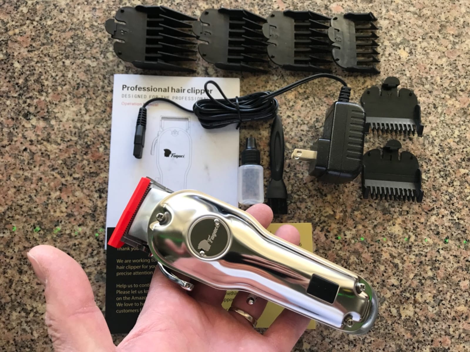 Fagaci Professional Hair Clippers with Extremely Fine Cutting, Cordless Hair Trimmer for Men & Women, Barber Clippers for Salon & Home Use customer photo 1
