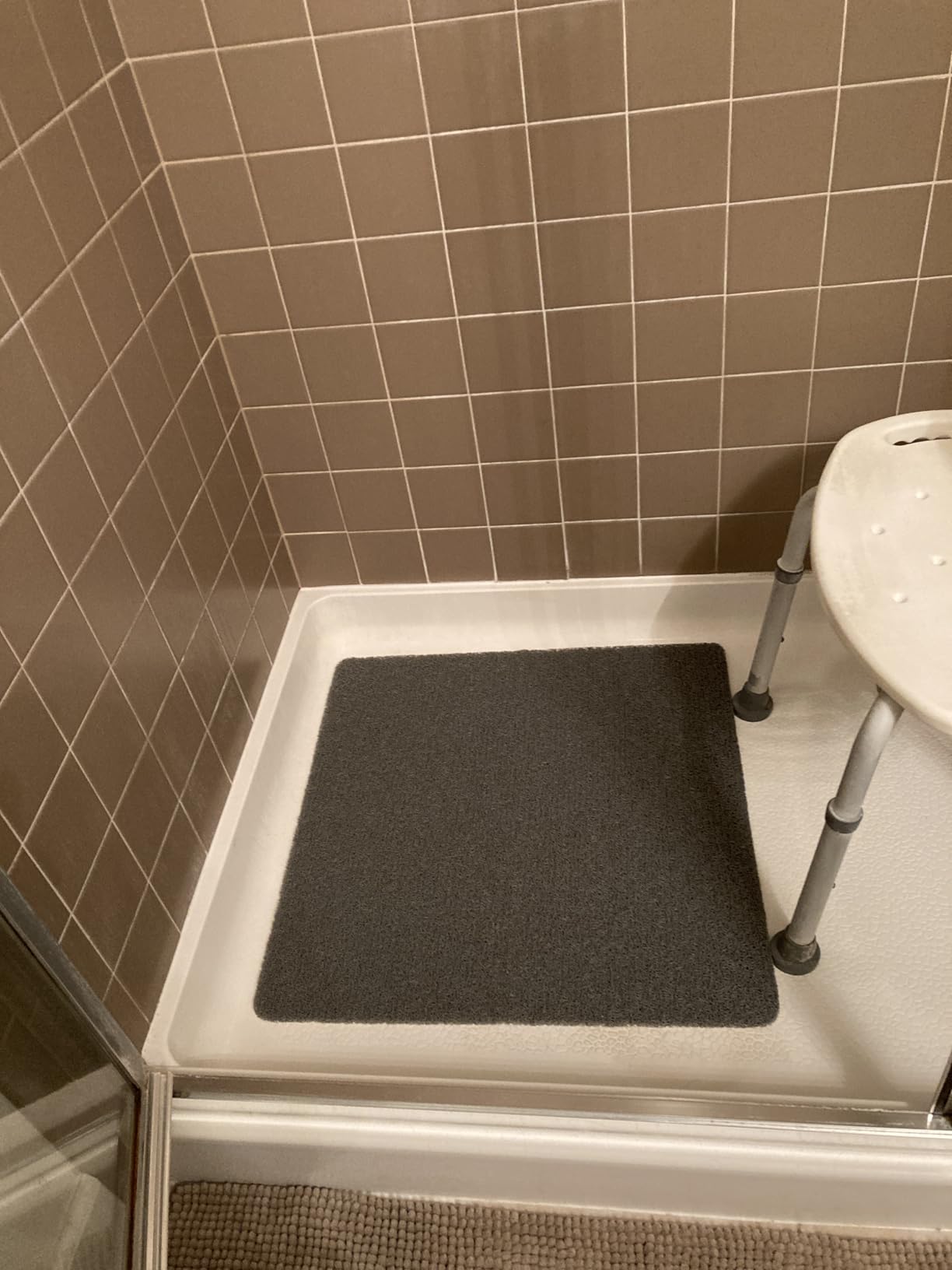 Non Slip Shower Mat, Comfortable Bath mat for Textured Surface,Quick Drying Easy Cleaning Shower Floor Mat for Wet Area,Without Suction Cups Grey 24 x 24 customer photo 1